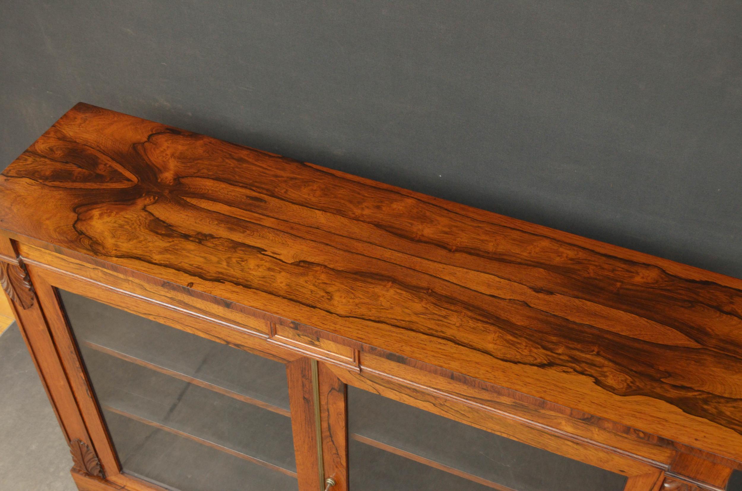 William IV Rosewood Chiffonier / Bookcase In Good Condition In Whaley Bridge, GB