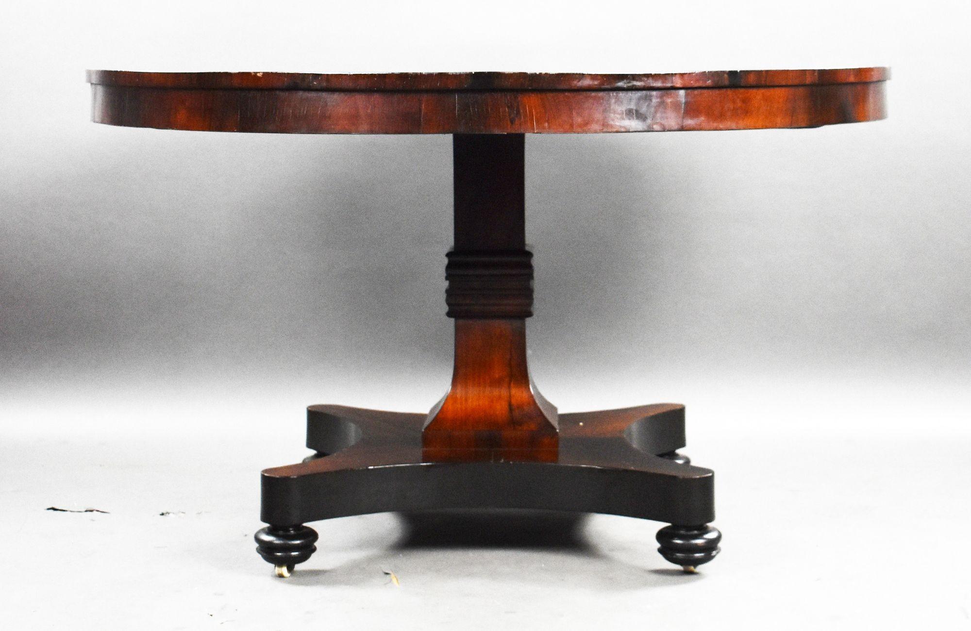 William IV Rosewood Circular Breakfast Table In Good Condition For Sale In Chelmsford, Essex