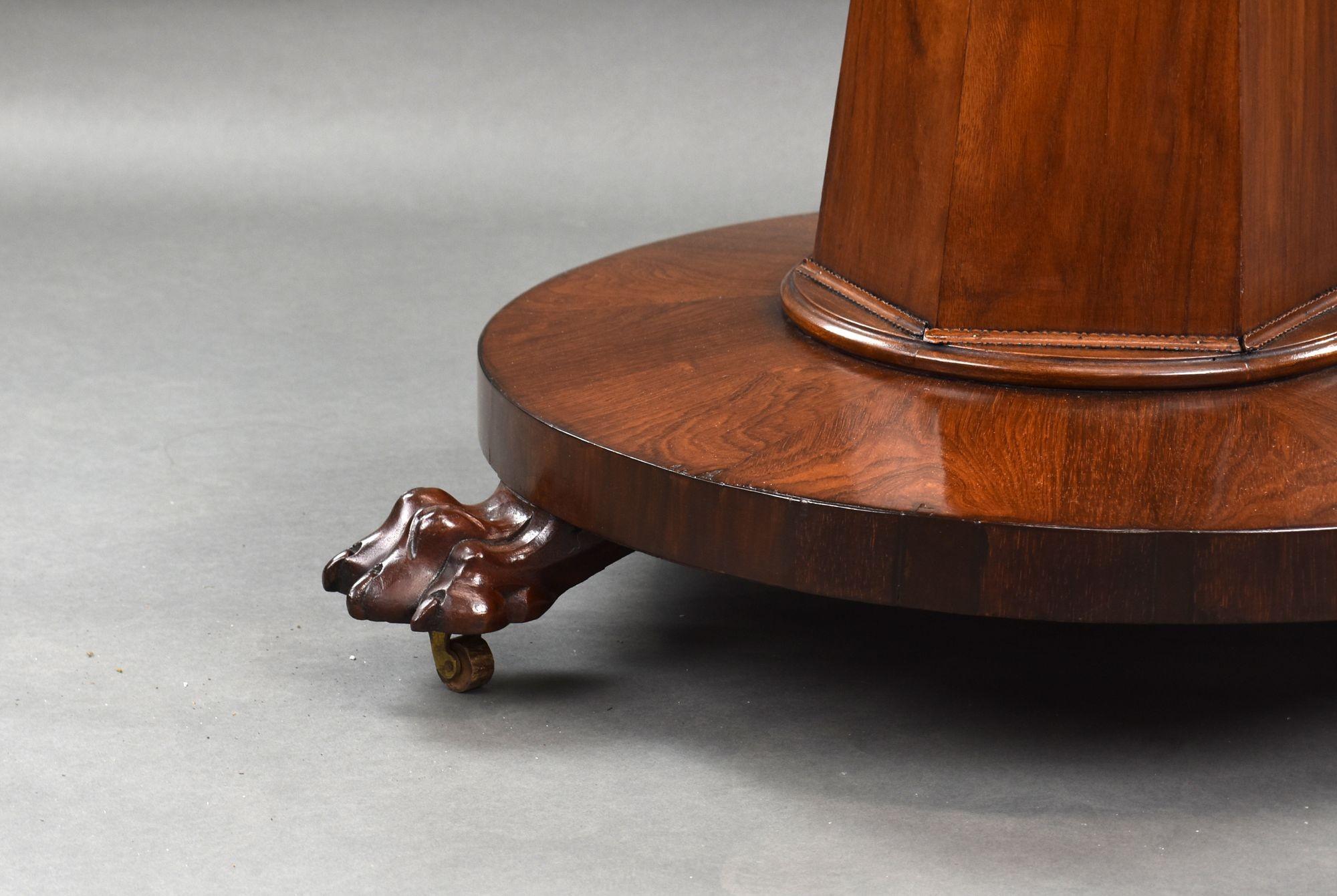 Bois de rose Table à déjeuner circulaire en bois de rose William IV en vente