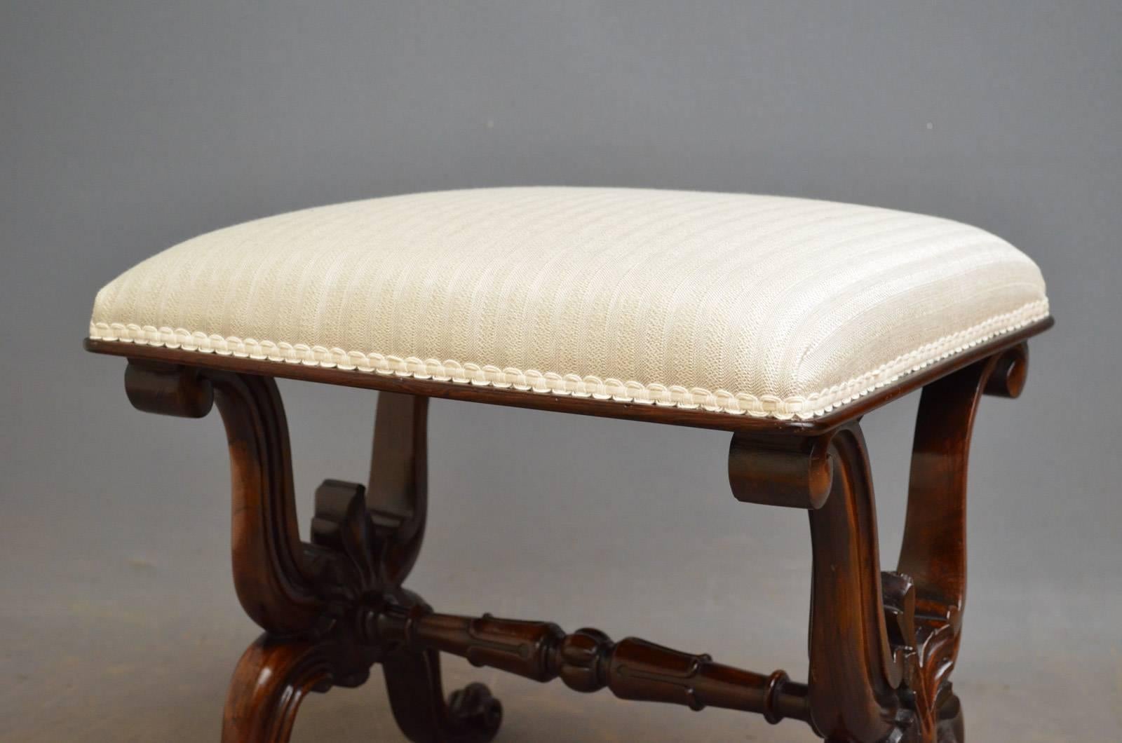 William IV Rosewood Dressing Table Stool In Excellent Condition In Whaley Bridge, GB