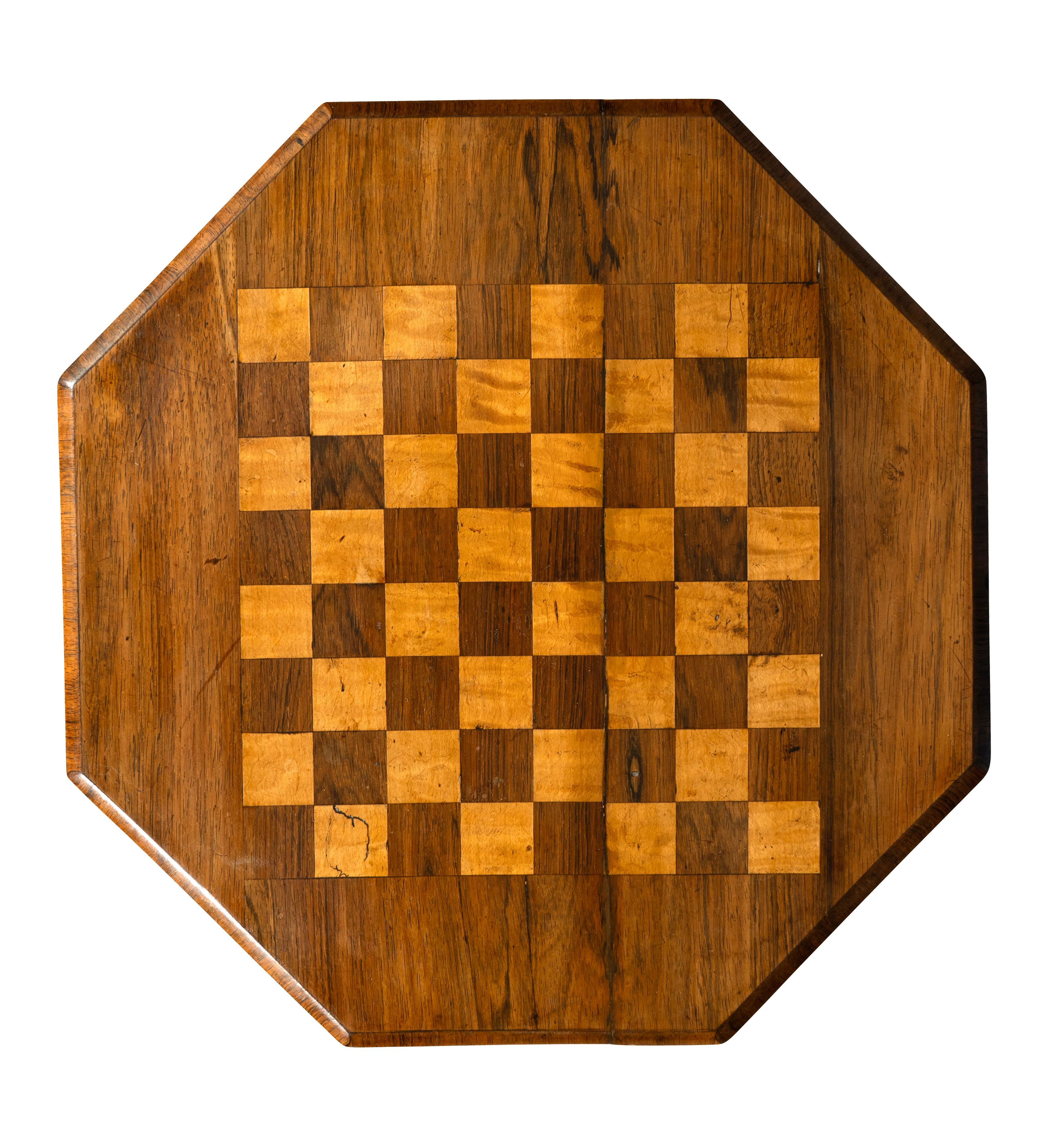 Inizio XIX secolo William IV Rosewood Portacandele con piano in legno di palissandro in vendita