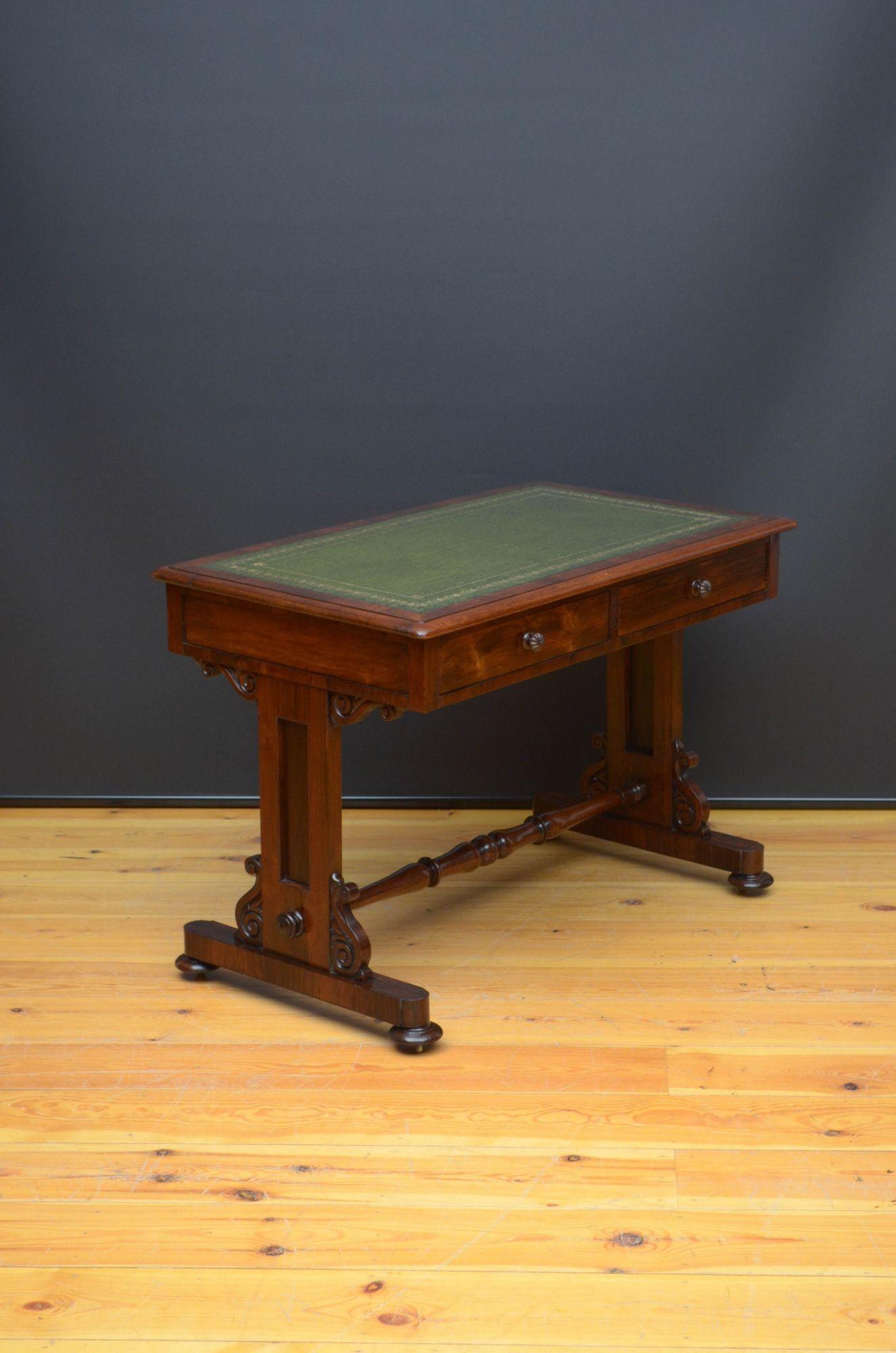 Sn5414 Fine quality and very attractive William IV library table in rosewood, having green tooled leather with minor signs of usage and crossbanded edge above two mahogany lined drawers and two dummy drawers to the back, all with original fluted