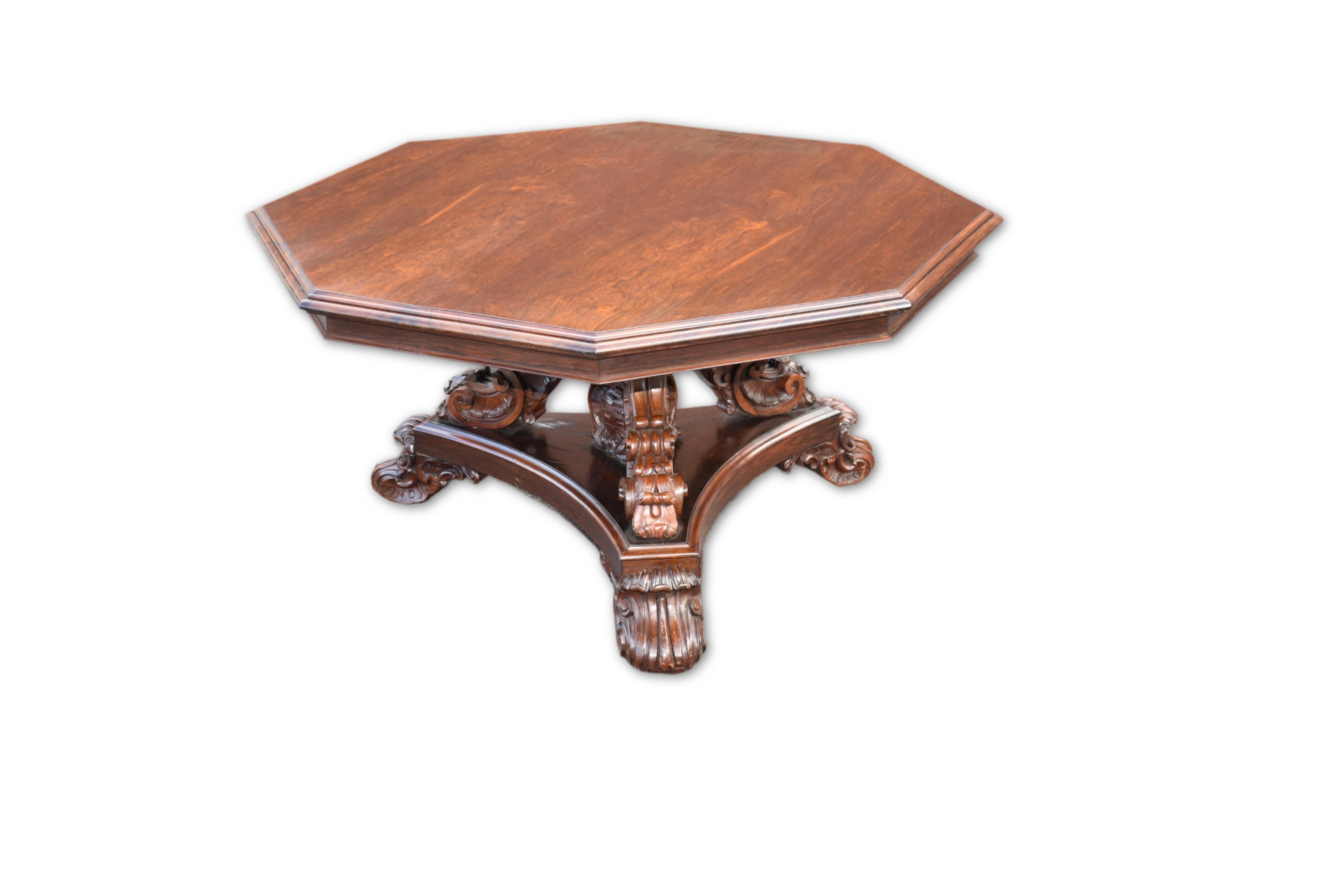 Table centrale octogonale en bois de rose de William IV.