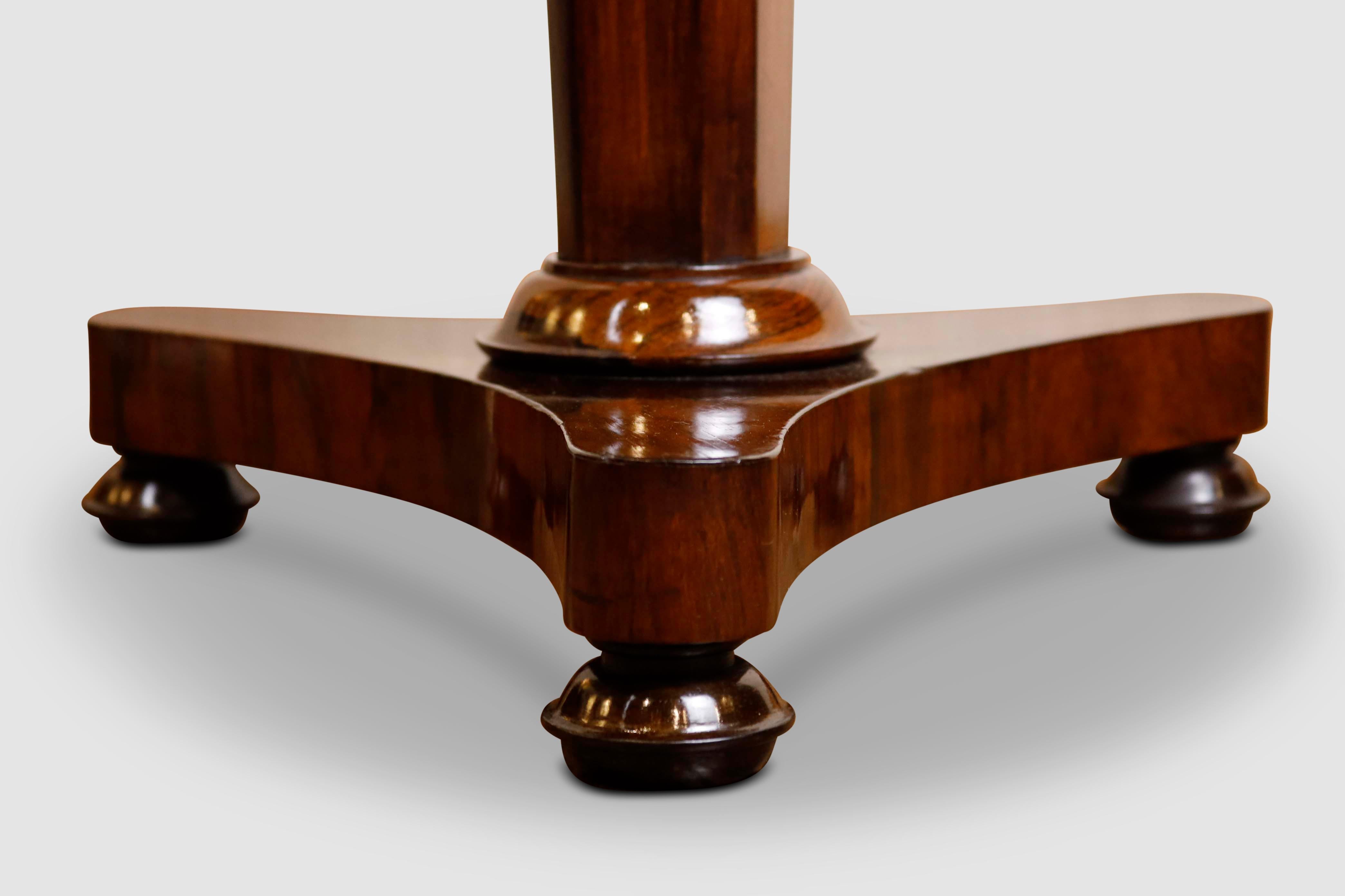 English William IV Rosewood Side Table For Sale