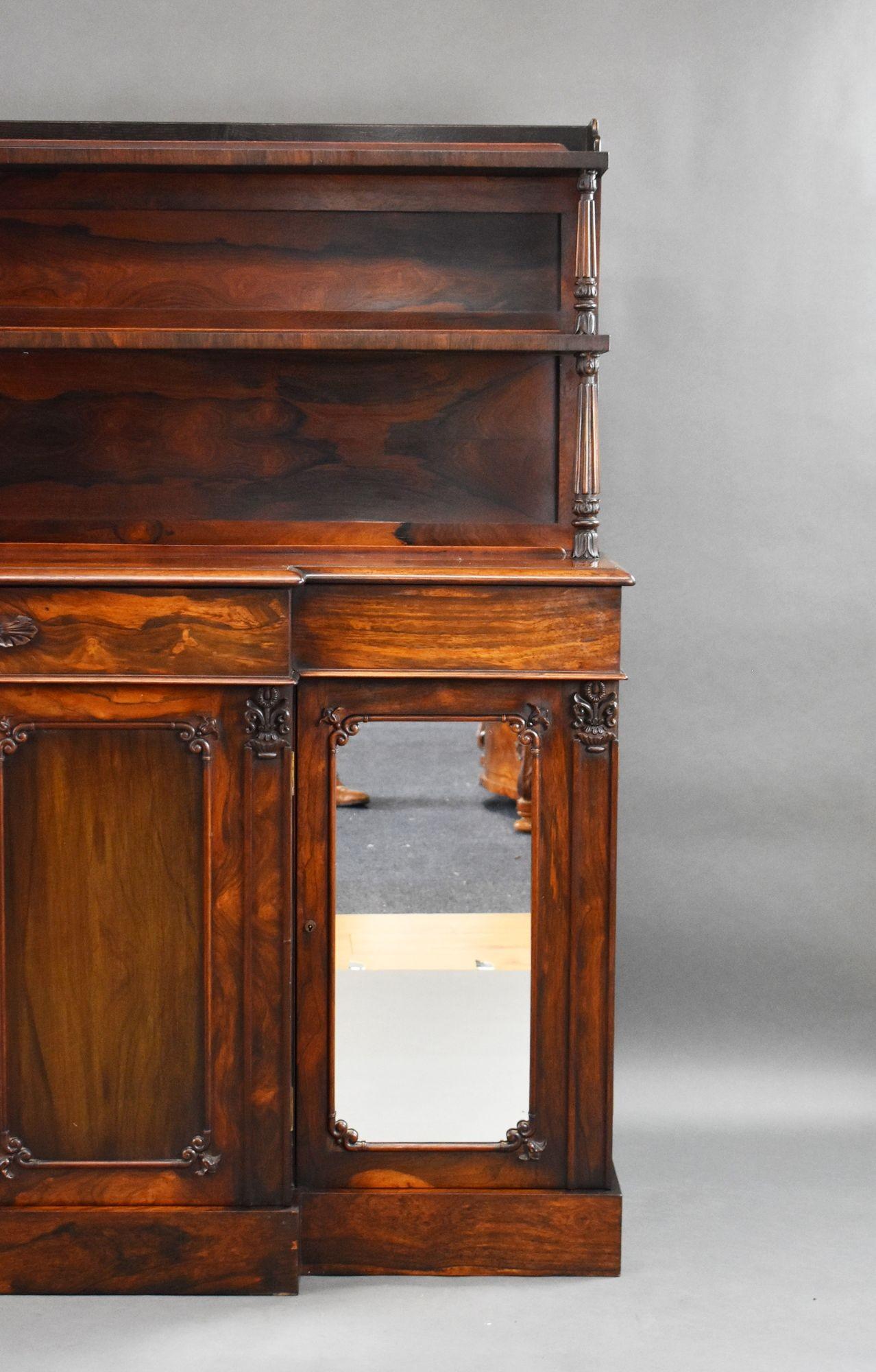 Bois de rose Buffet William IV en bois de rose en vente