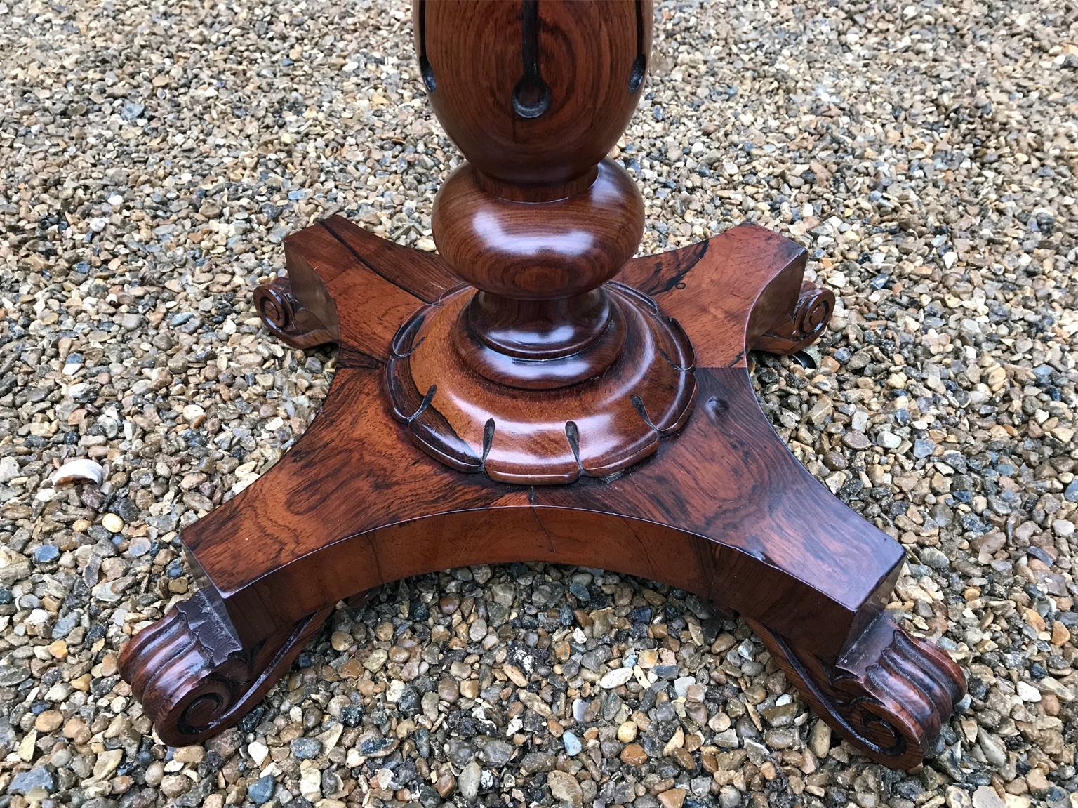 William IV Rosewood Teapoy on Stand In Good Condition In Richmond, London, Surrey