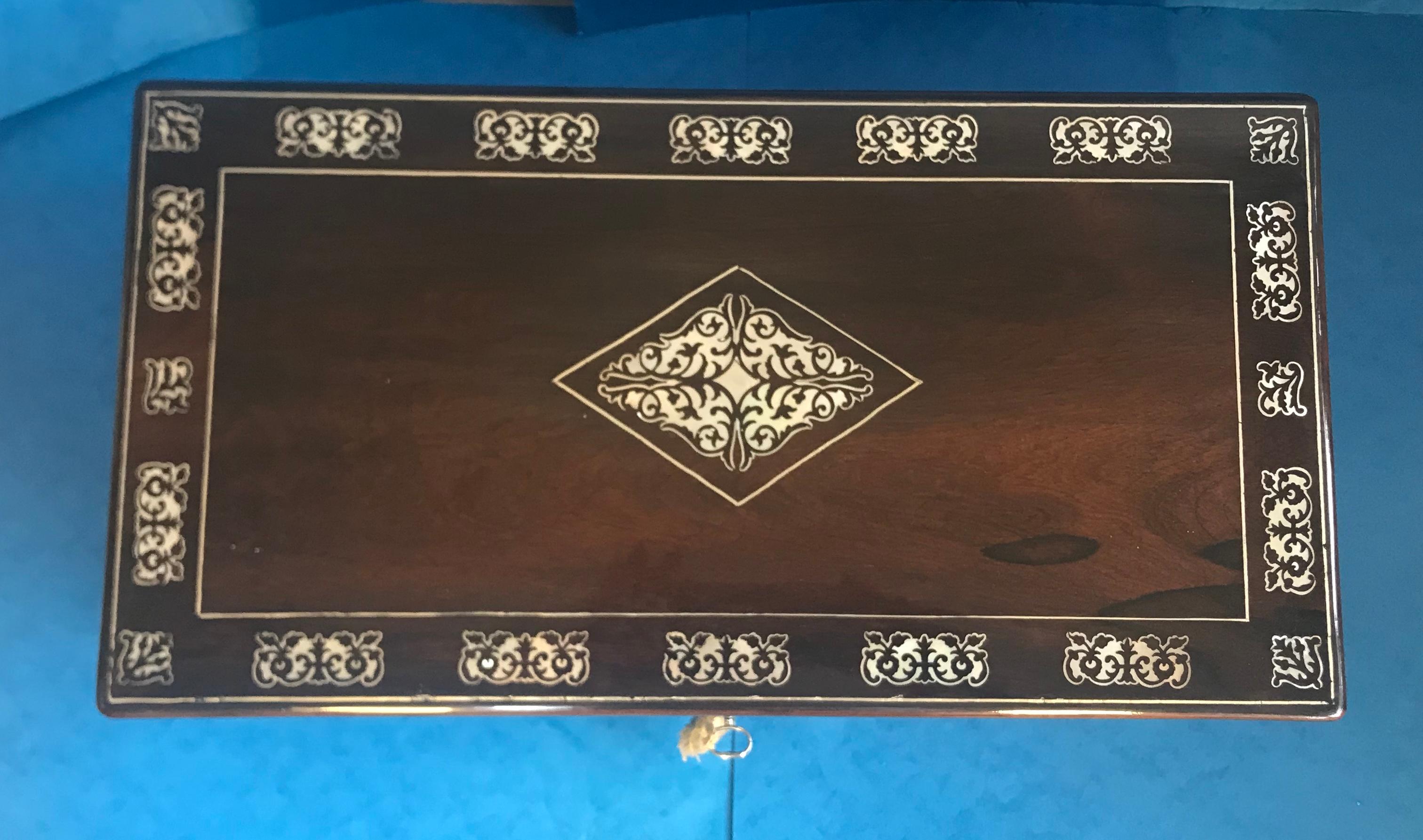 19th Century William IV Rosewood Writing Slope For Sale