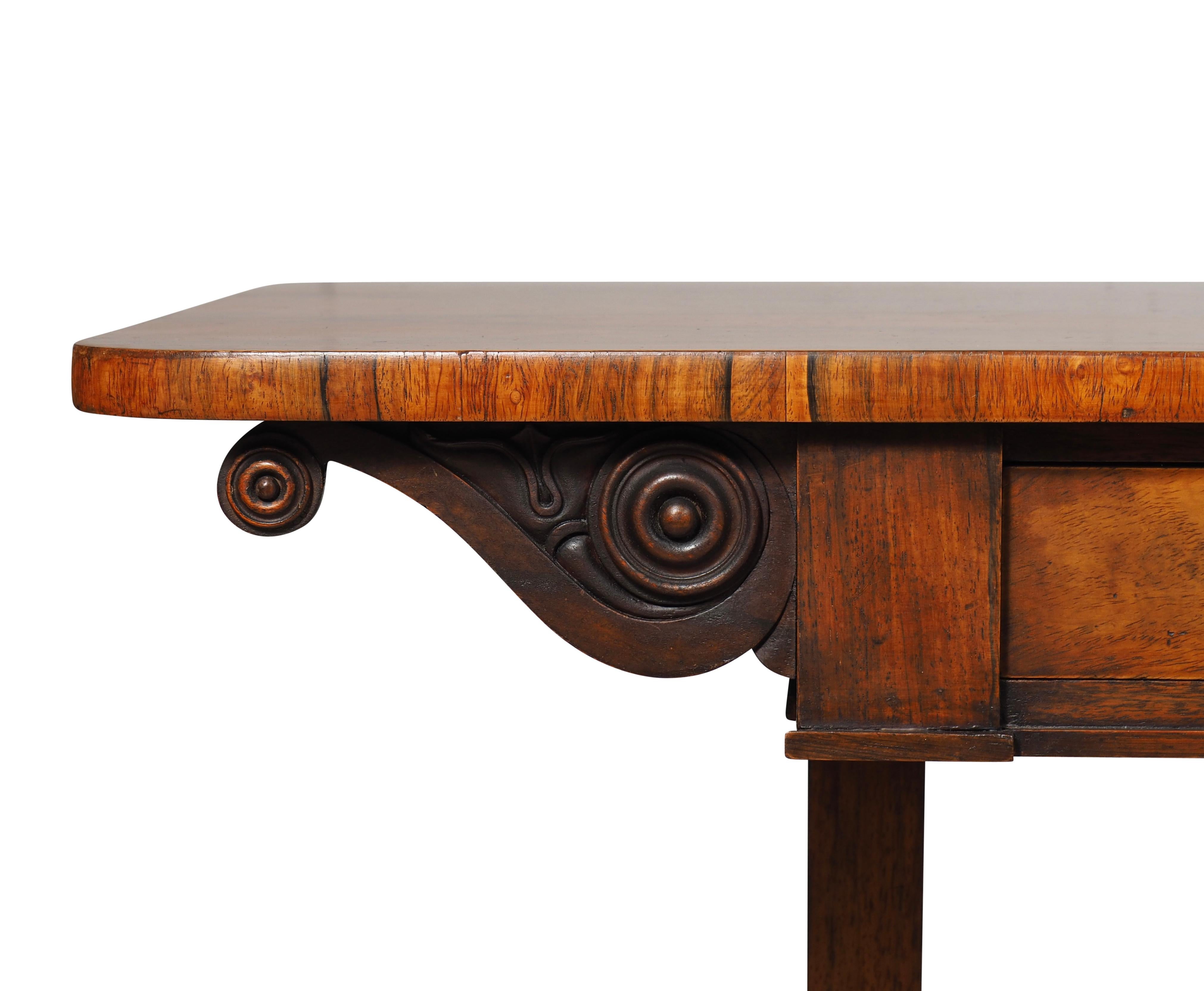 Table à écrire William IV en bois de rose en vente 5
