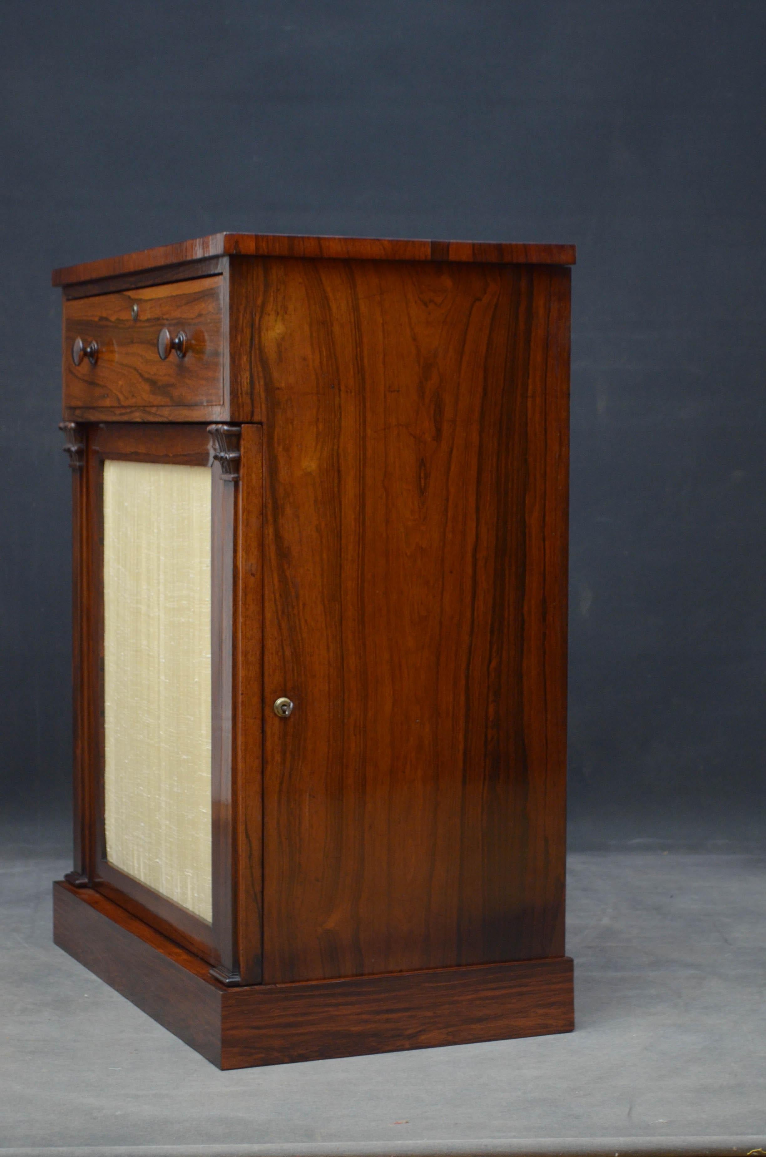 William IV Secretaire Cabinet in Rosewood 2