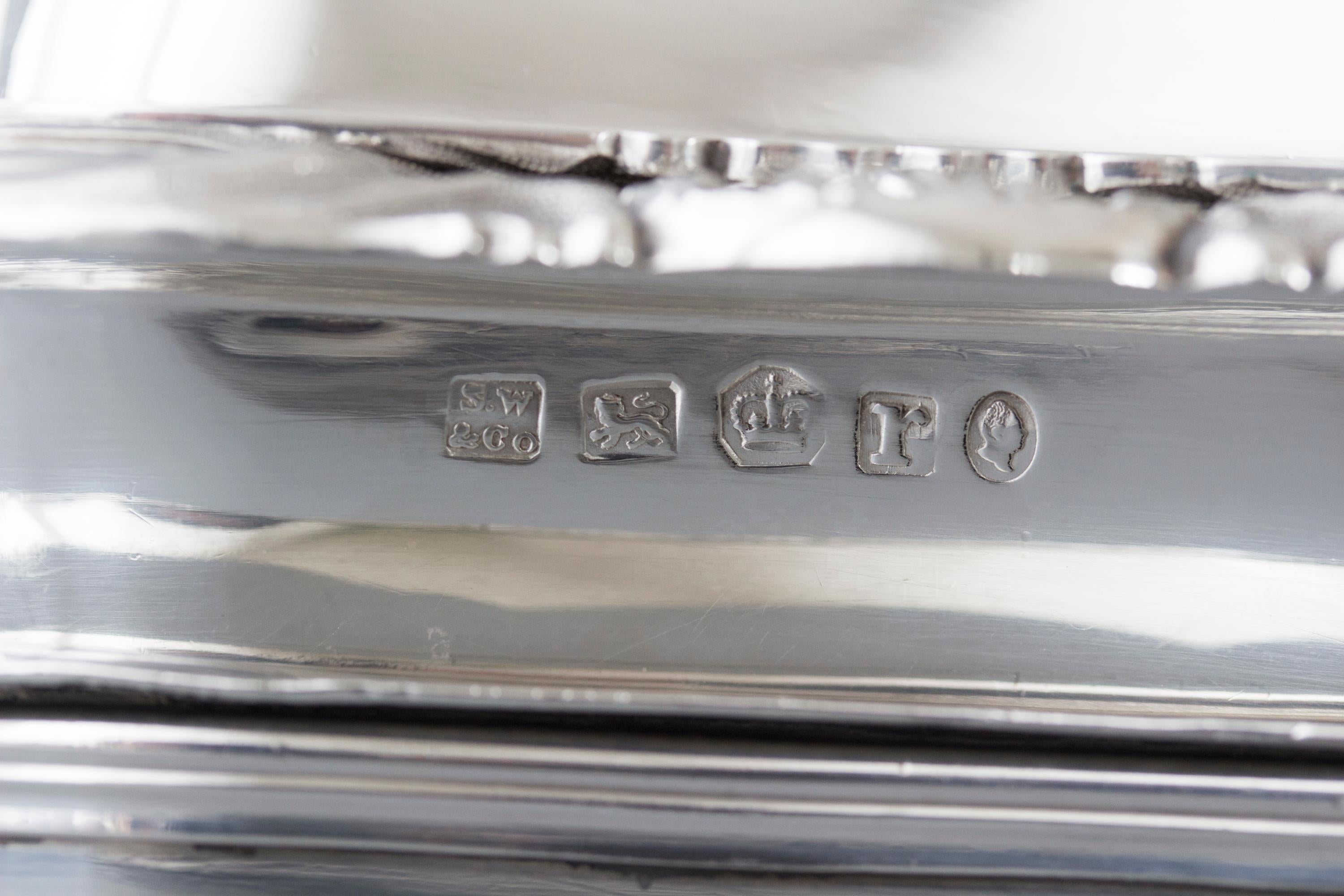 William IV Silver Entree Dish and Warmer Sheffield, 1832 2