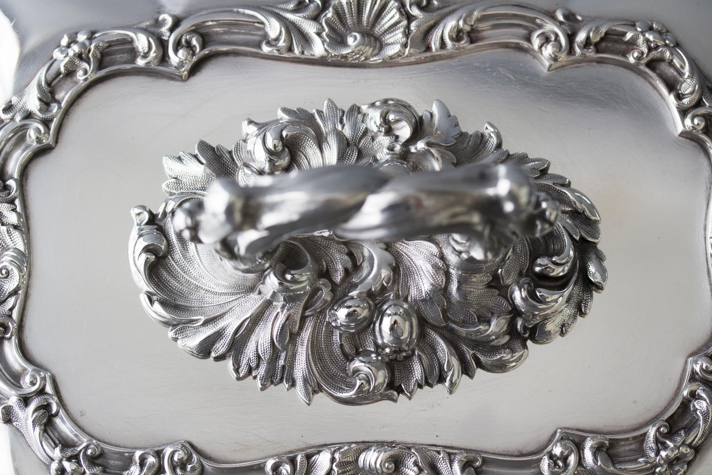 William IV Silver Entree Dish and Warmer Sheffield, 1832 11