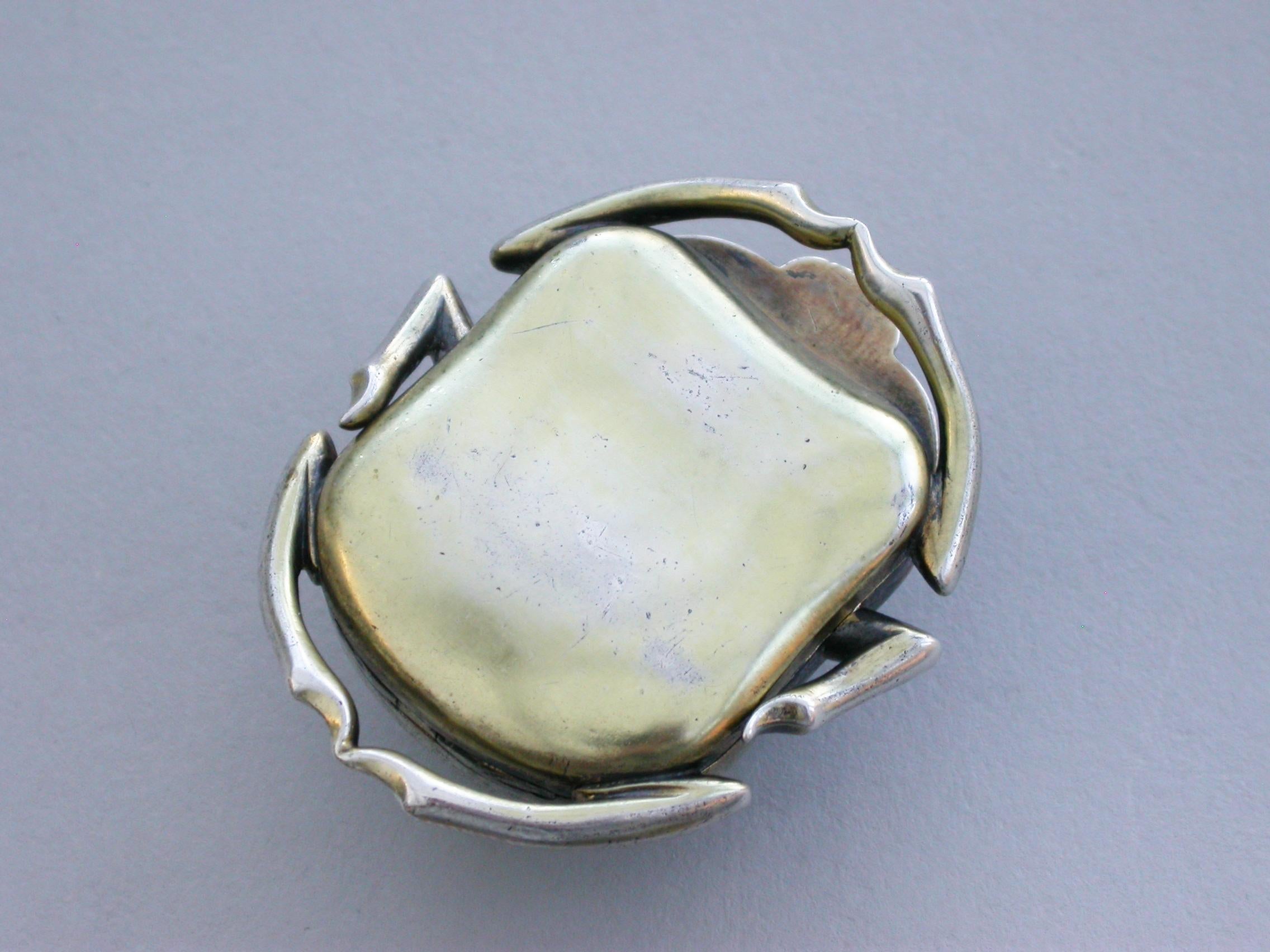 William IV Silver Gilt & Chrysoprase Scarab Beetle Vinaigrette c1840 For Sale 8