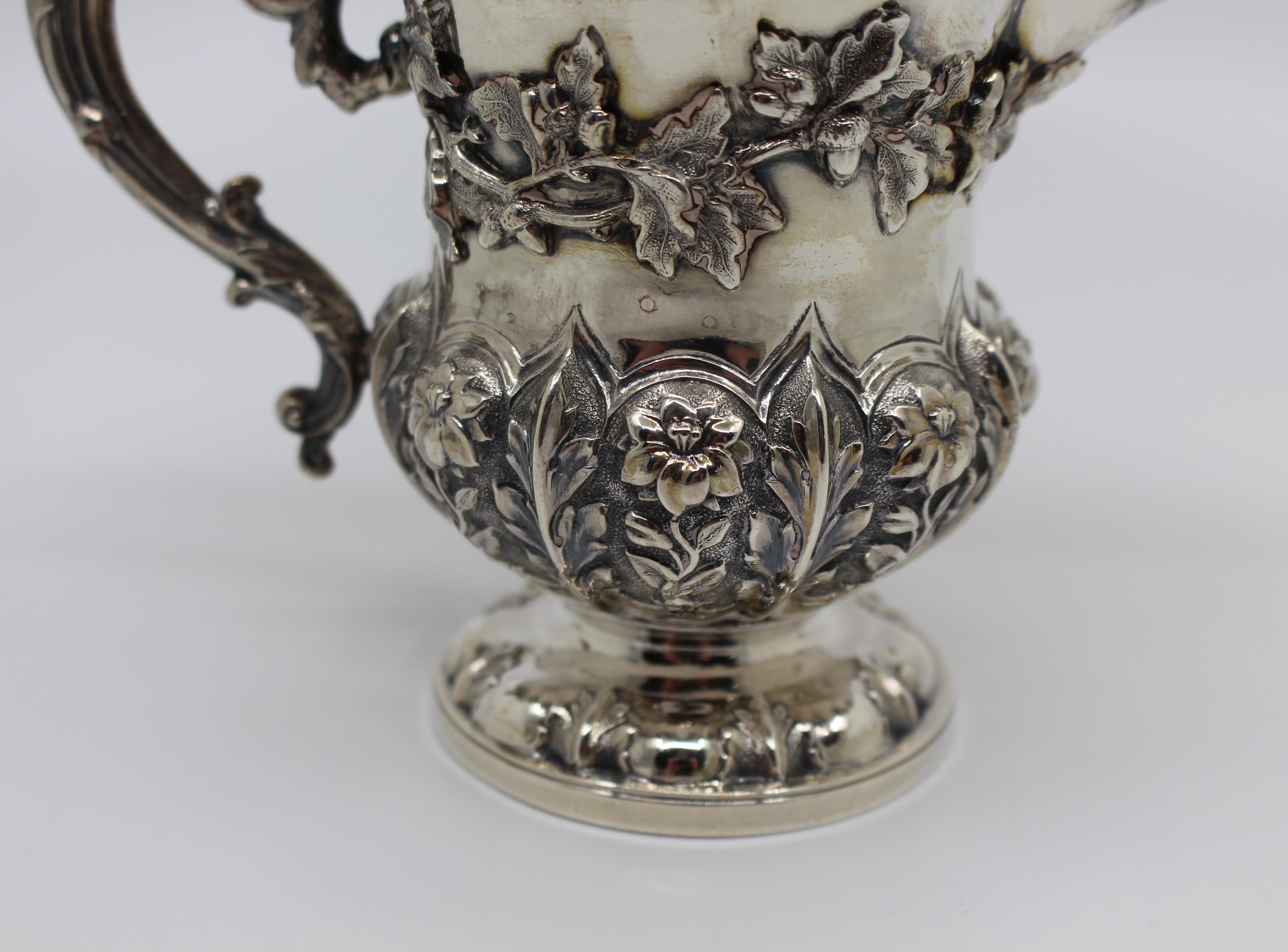Pichet à crème en argent massif William IV de Barnard, Londres 1834 en vente 4