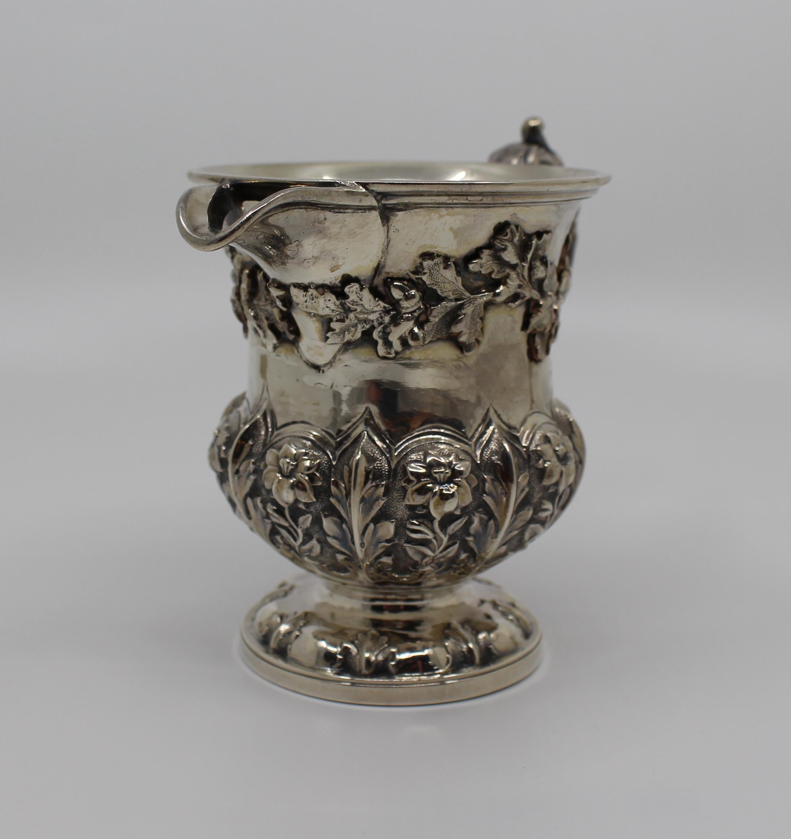 Argent sterling Pichet à crème en argent massif William IV de Barnard, Londres 1834 en vente