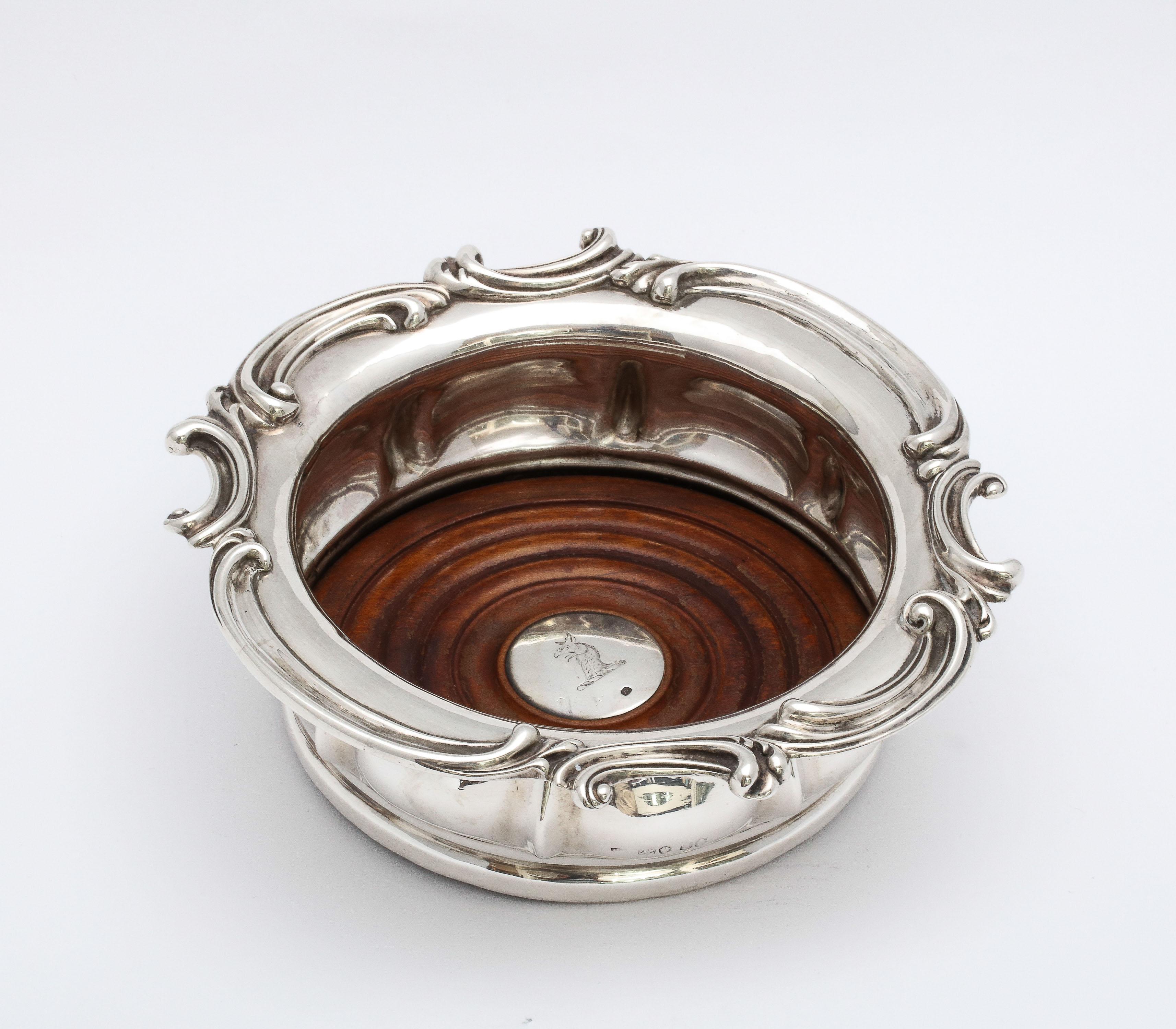 Posavasos para botella de vino/champán de madera con montura de plata de ley William IV en venta 9