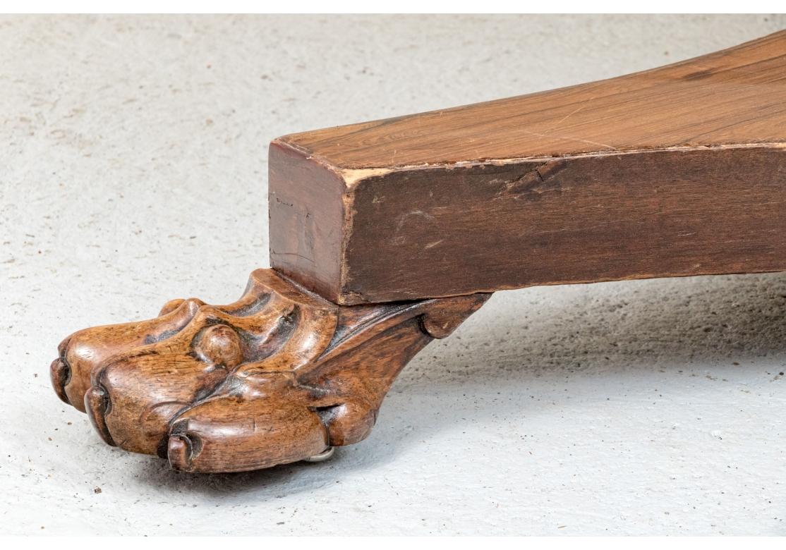 Table de salle à manger ou de centre à piédestal en noyer de style William IV en vente 6