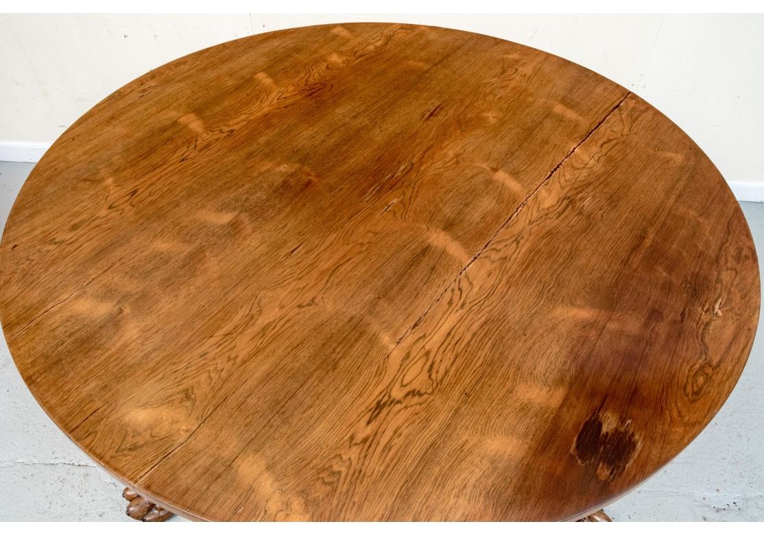 Table de salle à manger ou de centre à piédestal en noyer de style William IV en vente 1
