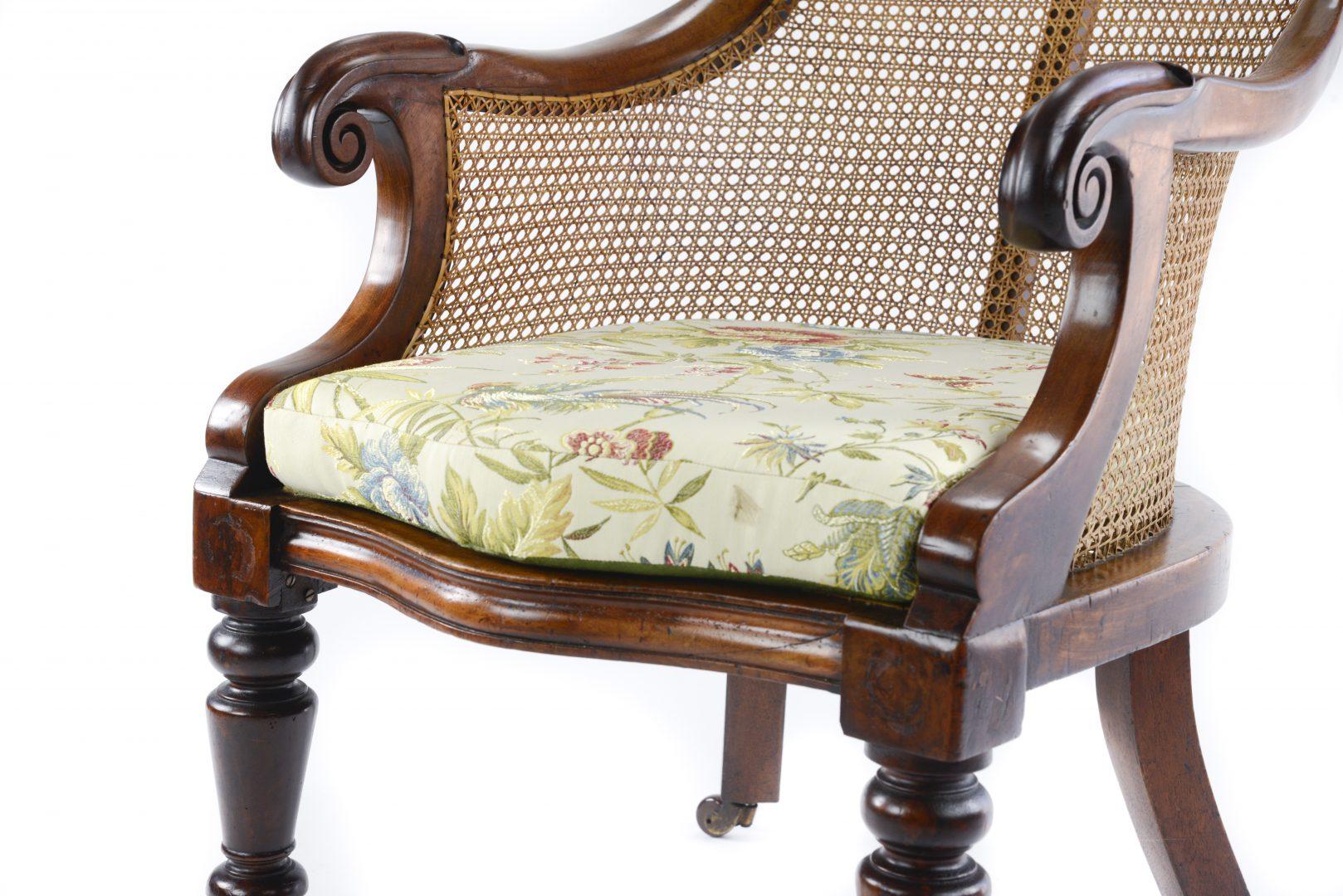 William IV Walnut Framed Bergere Library Chair In Good Condition In Northwich, GB
