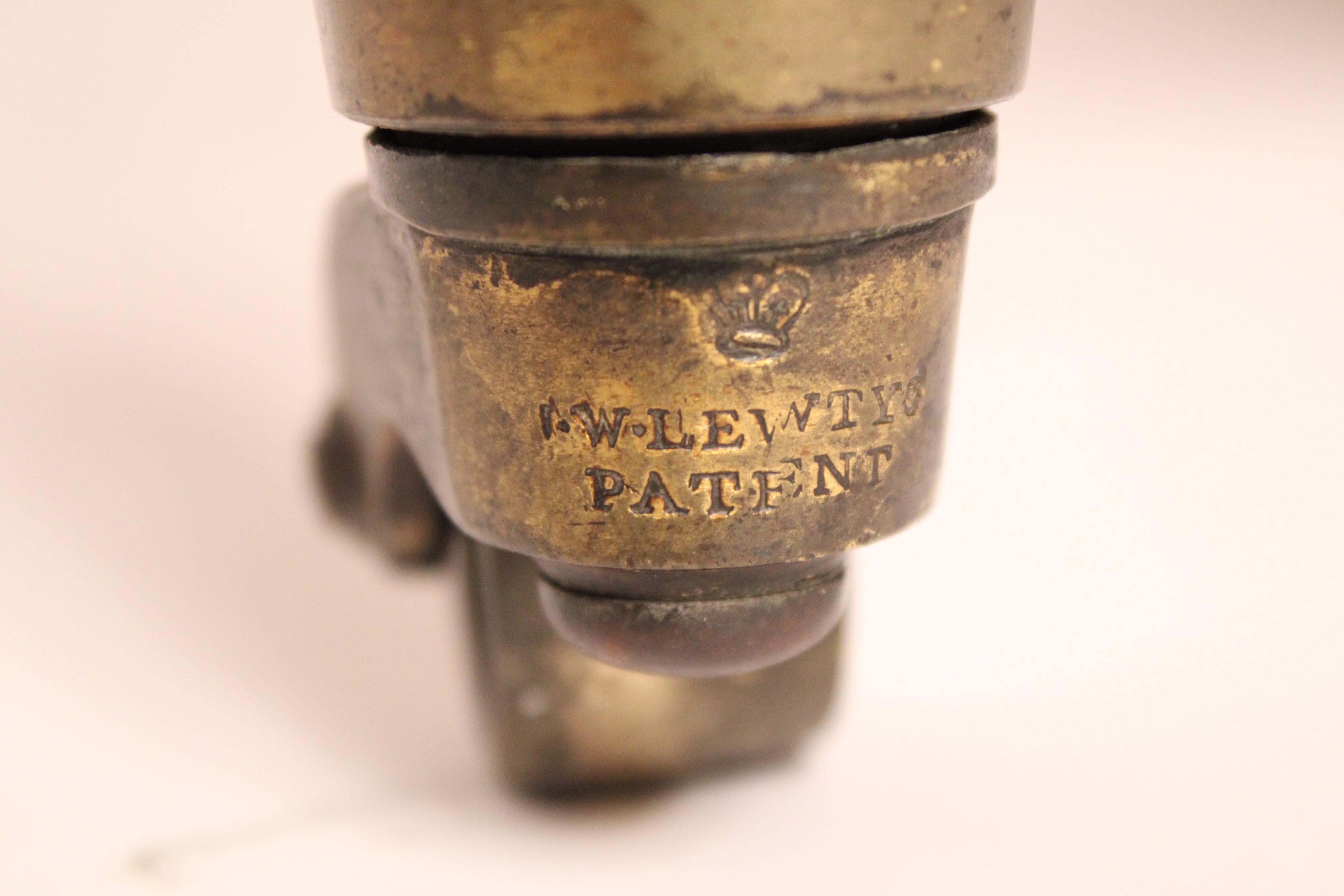 William IV Walnut Writing Table For Sale 6