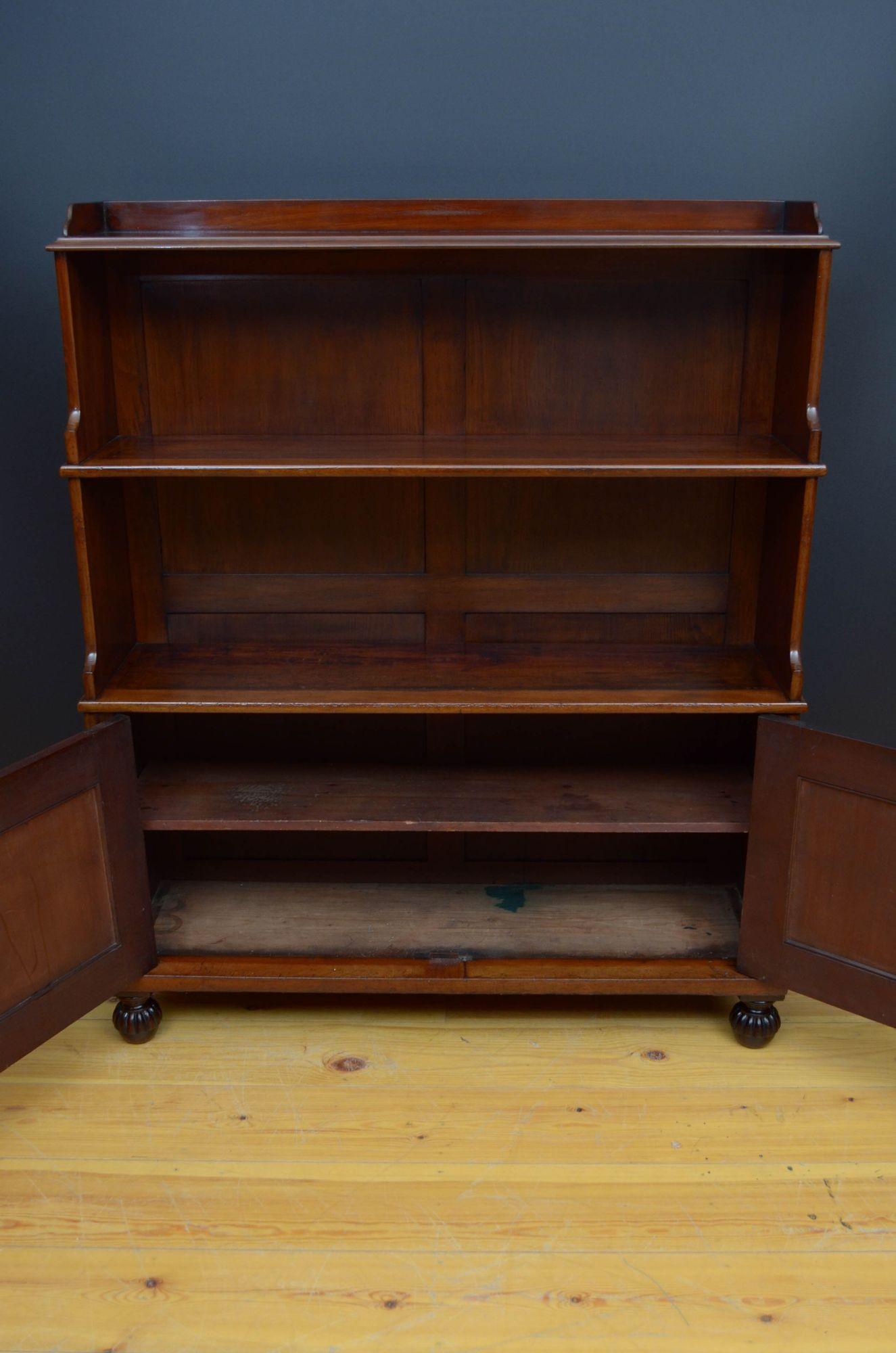 19th Century William IV Waterfall Bookcase in Mahogany c1830 For Sale
