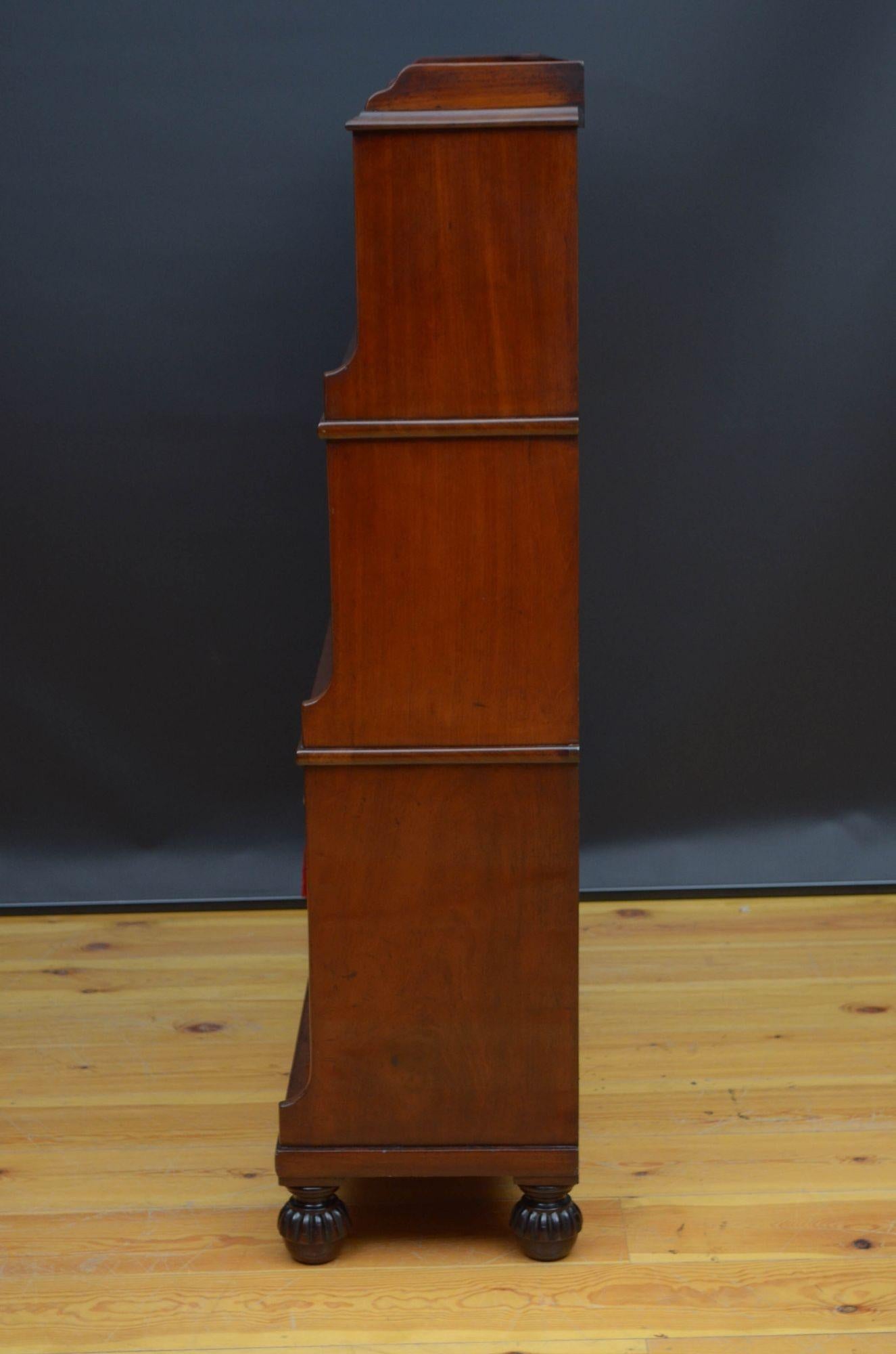 William iv Waterfall Bookcase in Mahogany For Sale 5