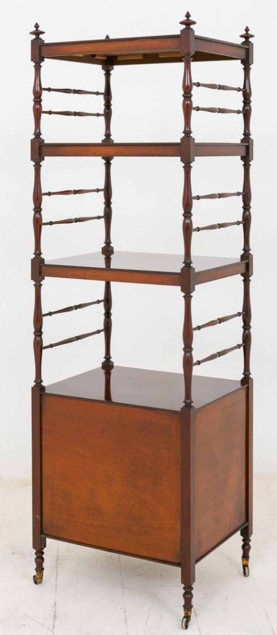 William IV Whatnot Mahogany Bookcase Shelf Unit In Good Condition For Sale In Potters Bar, GB