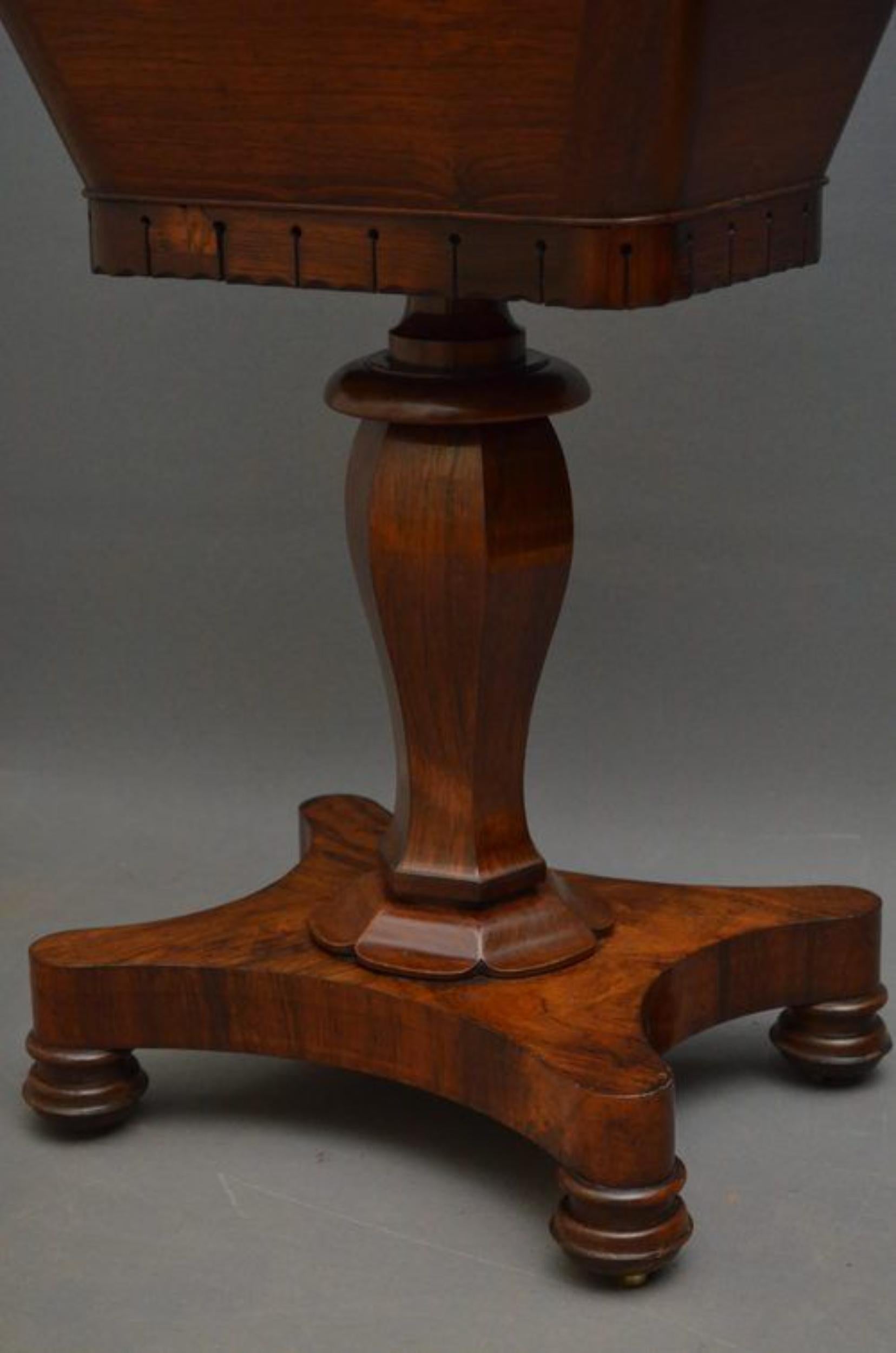19th Century William IV Work Table in Rosewood Sewing Table For Sale