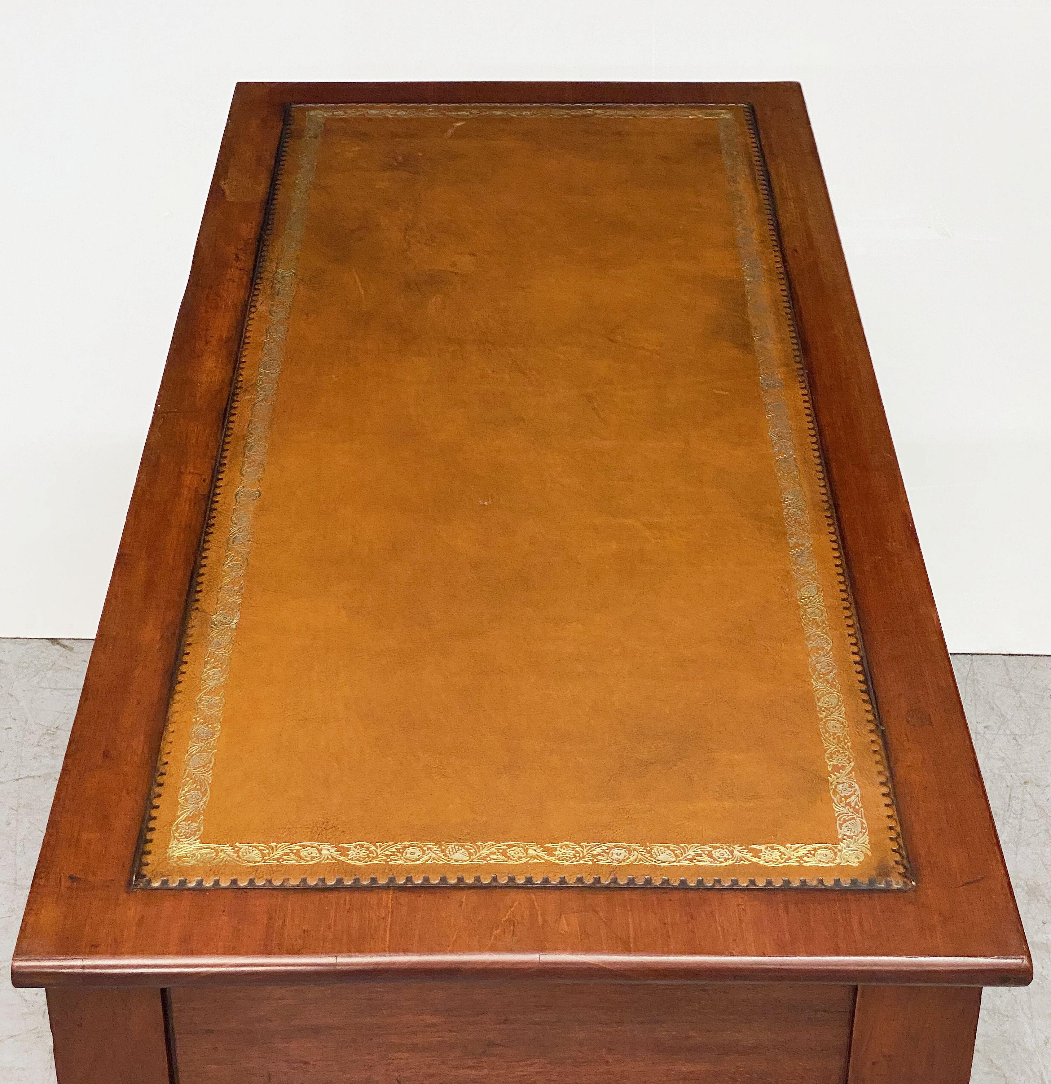 William IV Writing Desk or Table of Mahogany with Leather Top from England 7