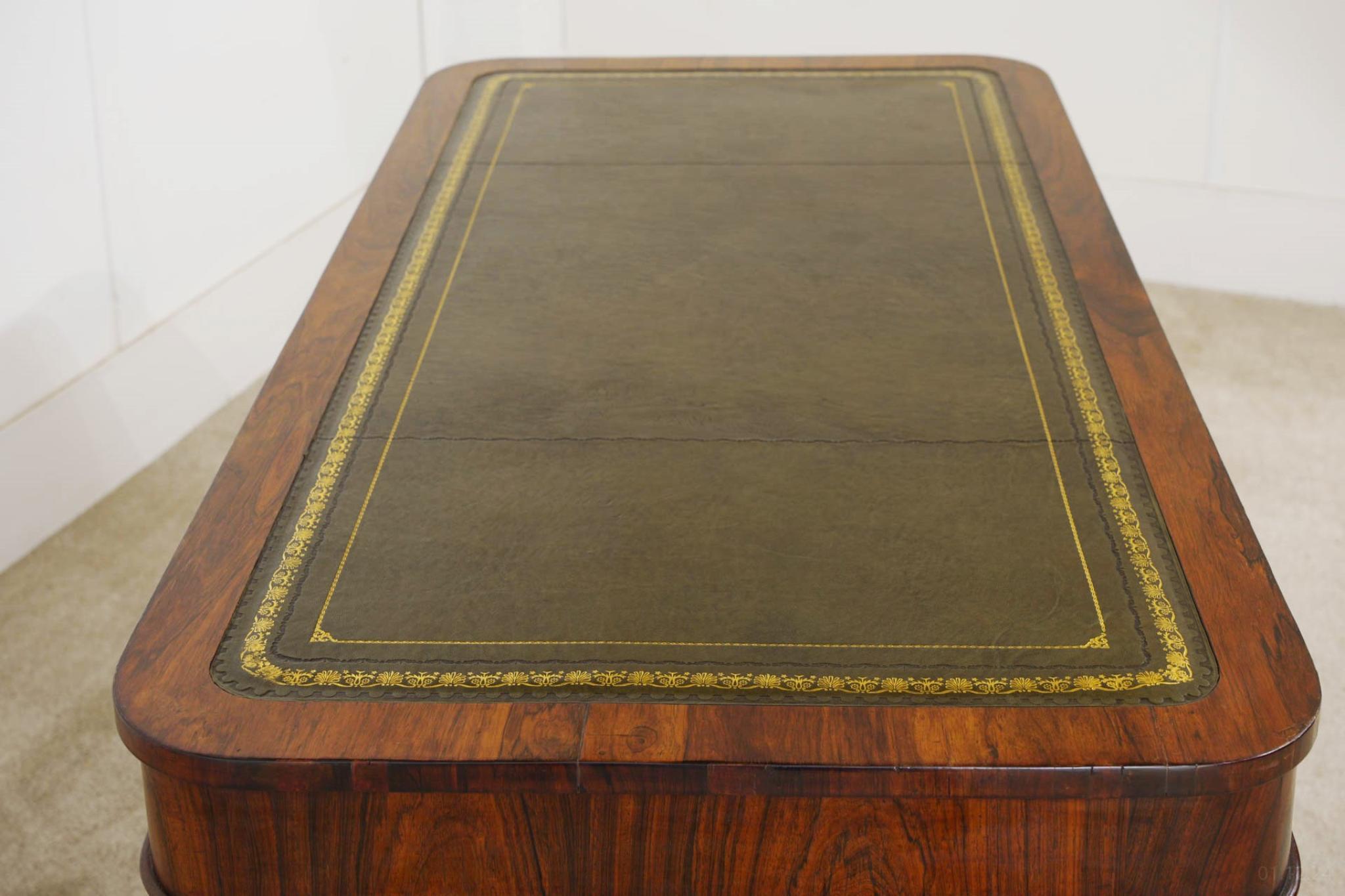 William IV Writing Table Desk Mahogany 1830 In Good Condition For Sale In Potters Bar, GB