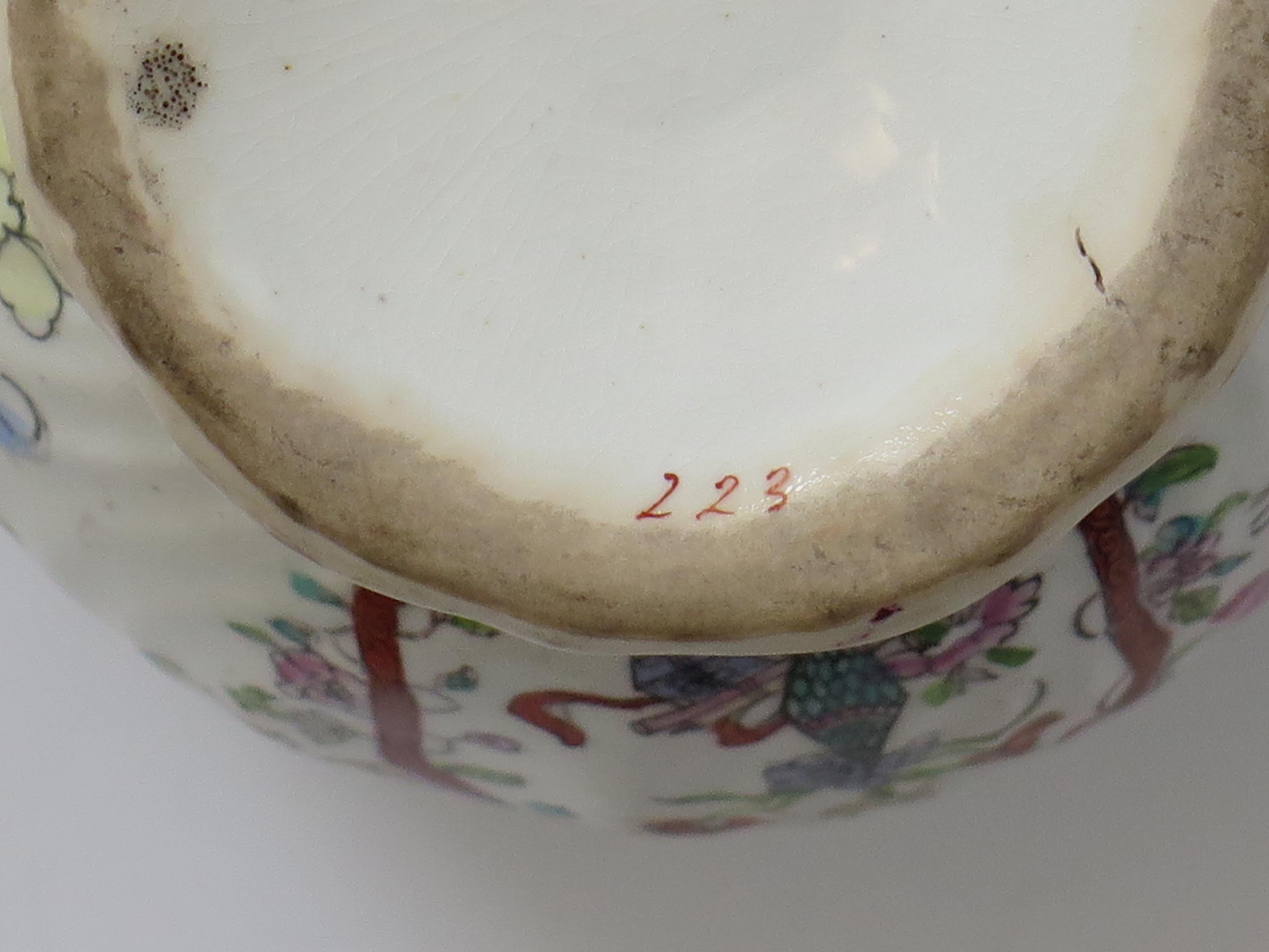 William J&J C.C Mason's Porcelain Milk Jug or Pitcher Pattern 223, circa 1830 en vente 4