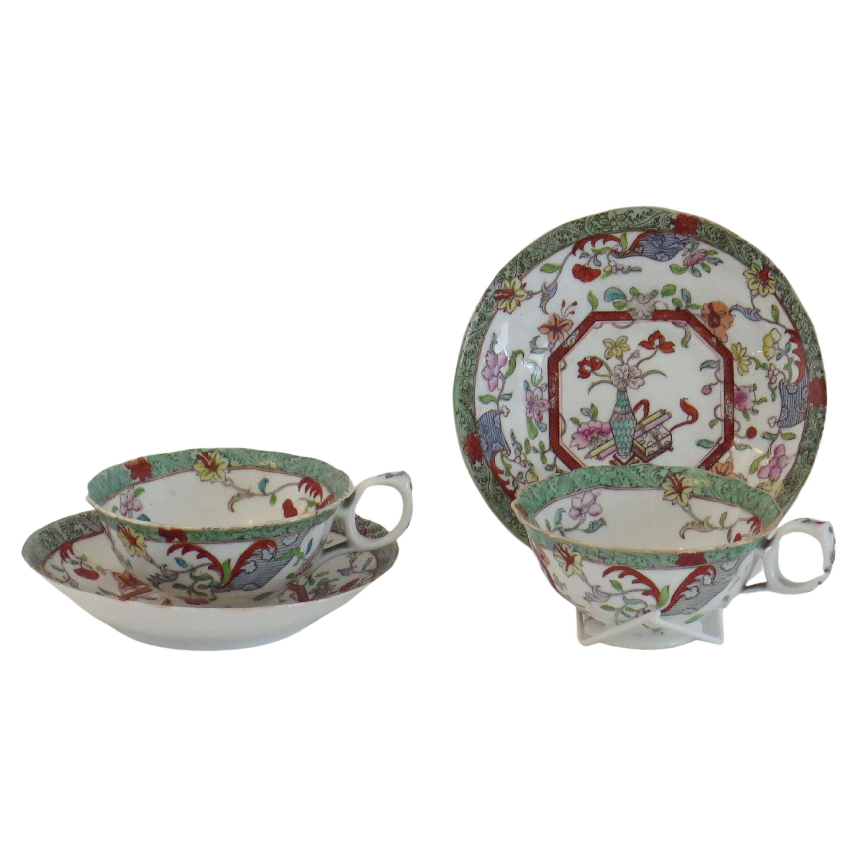William IV PAR-(B) de tazas y platillos de porcelana de C J Mason Ptn 223, ca 1830