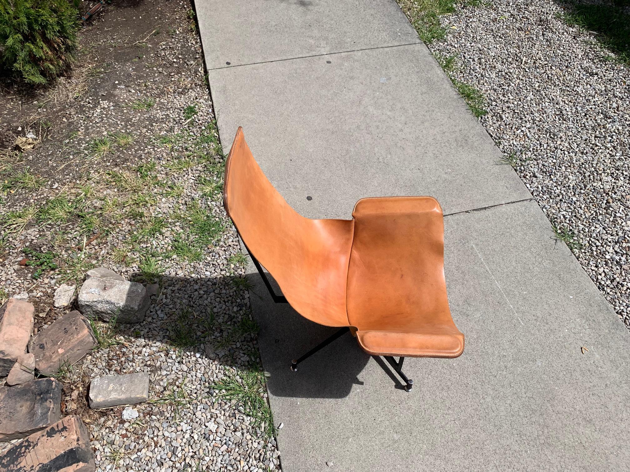 William Katavolos for Leathercraft Swivel Sling Lounge Chair In Good Condition In Salt Lake City, UT