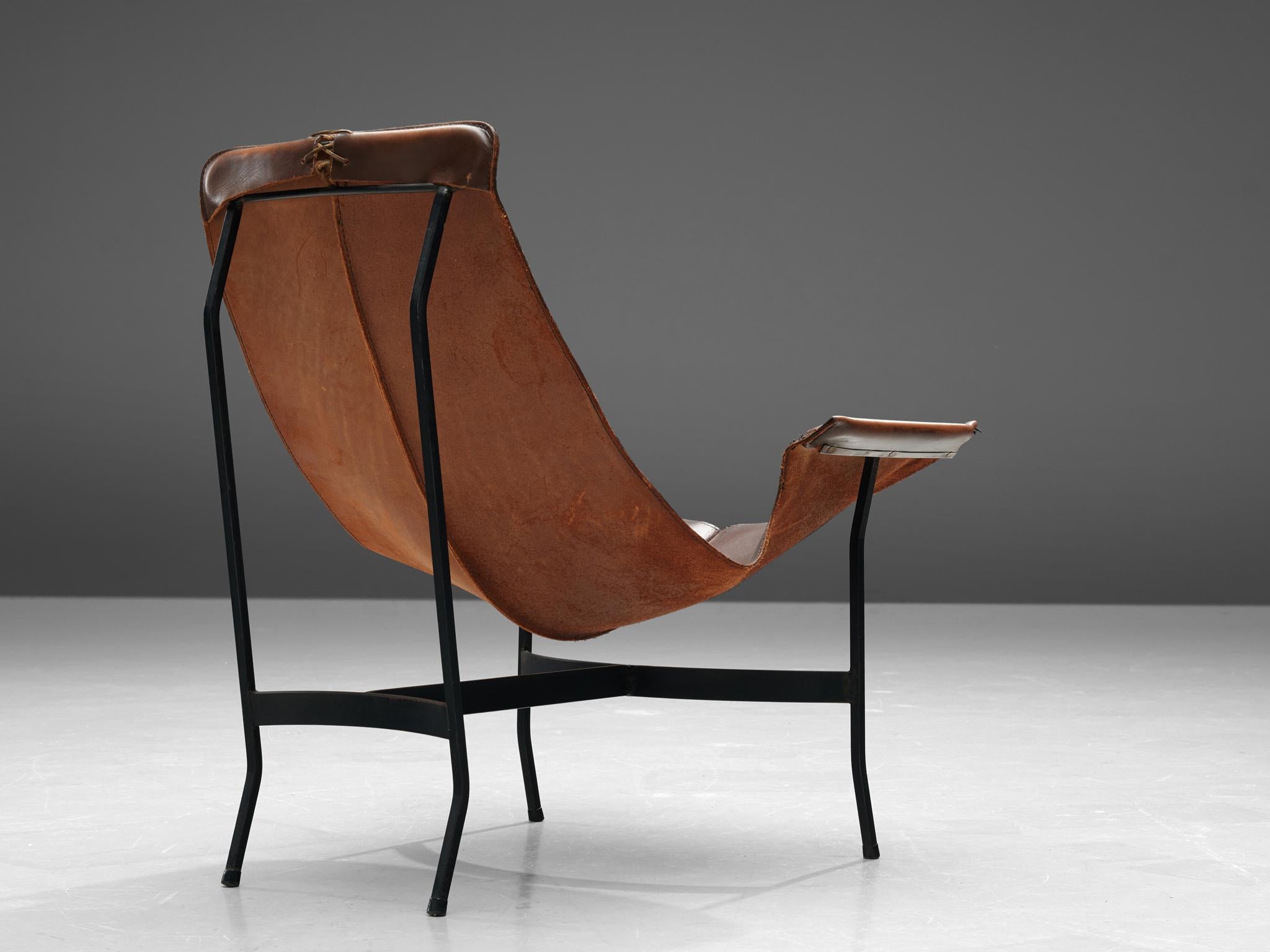 William Katavolos for Leathercrafter, sling lounge chair, metal and leather, United States, 1960s

A stunning Smokers chair designed by William Katavolos for Leathercrafter. The lounge chair shows strong resemblances to the earlier T-chair that
