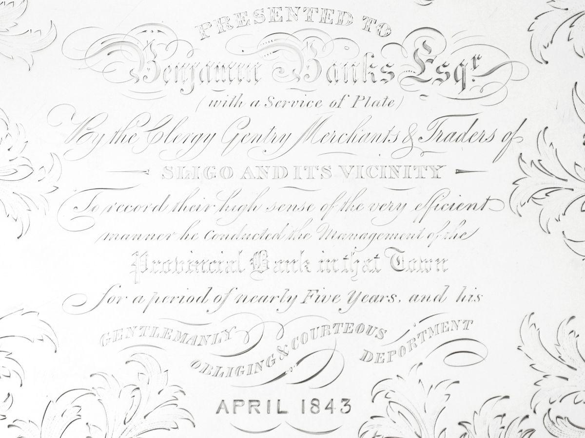 Antikes viktorianisches William Ker Reid-Sterlingsilber-Serviergeschirr (1842) (Silber) im Angebot