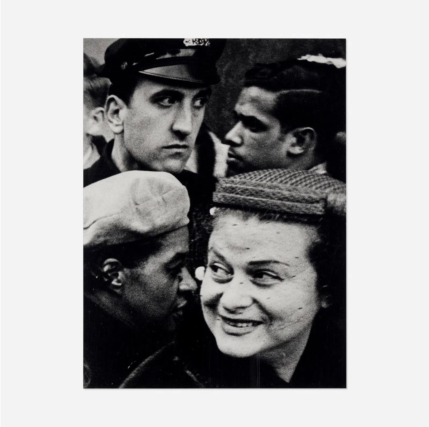 Américain William Klein, Four Heads, New York, 1955 / imprimé en 1981 en vente