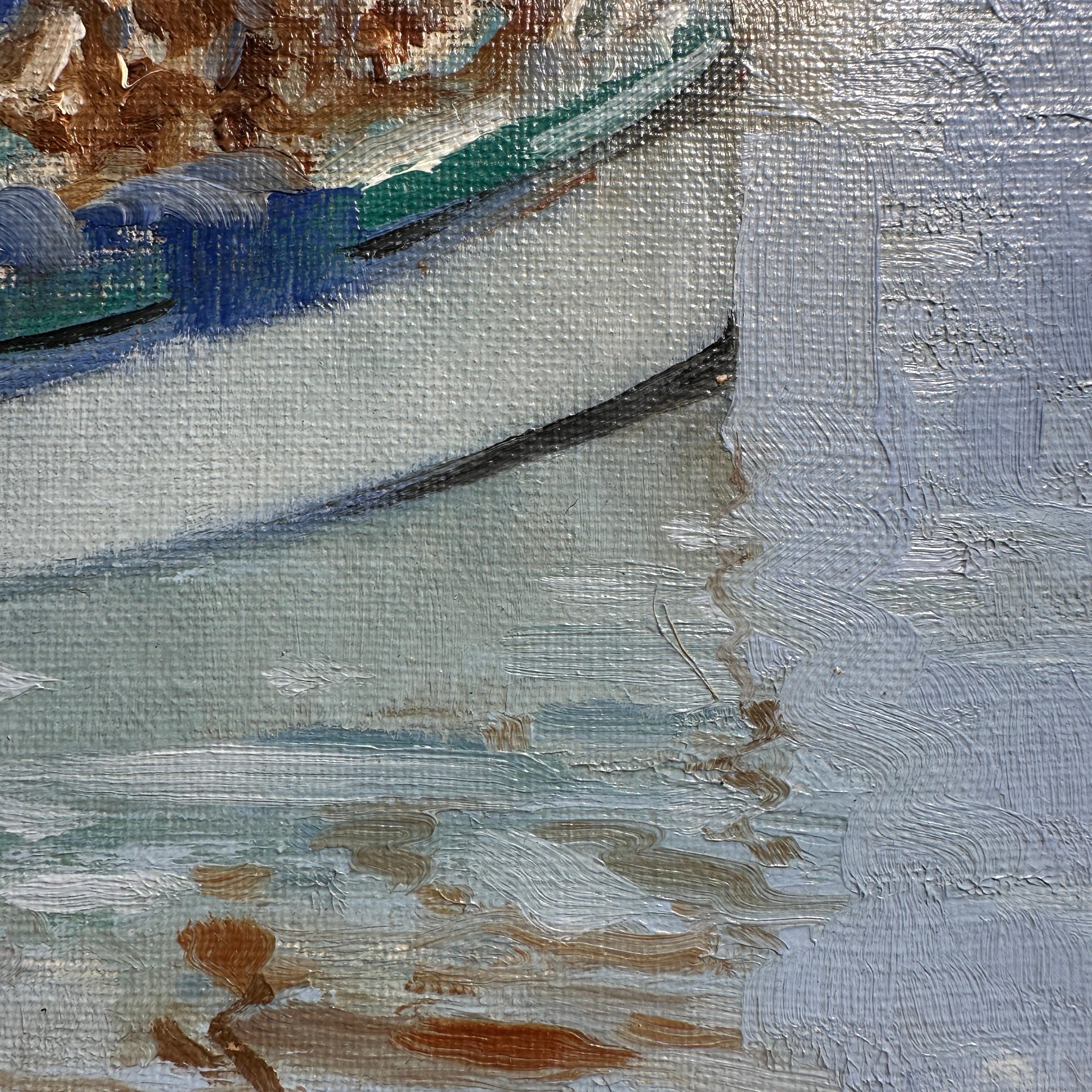 Boote im Hafen Küstenszene mit Segelbooten, blauem Wasser, Figuren, roten Segeln im Angebot 5