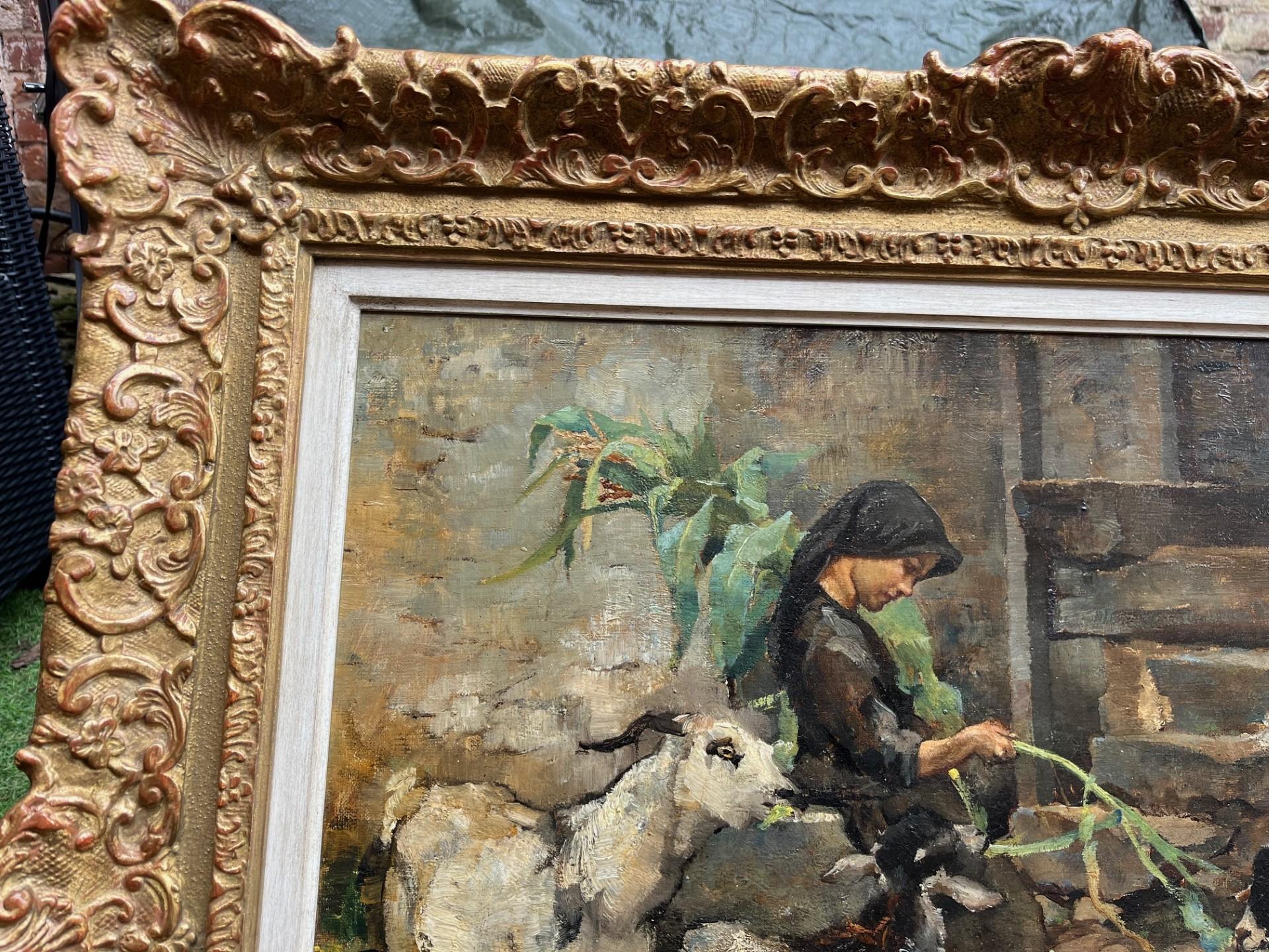 Gran óleo impresionista victoriano de una joven con sus tres cabras en un corral.

Se trata de un tema inusual para Lee Hankey, más conocido por sus paisajes de colores suaves.  Se presume que es una obra temprana.
A continuación se indica la