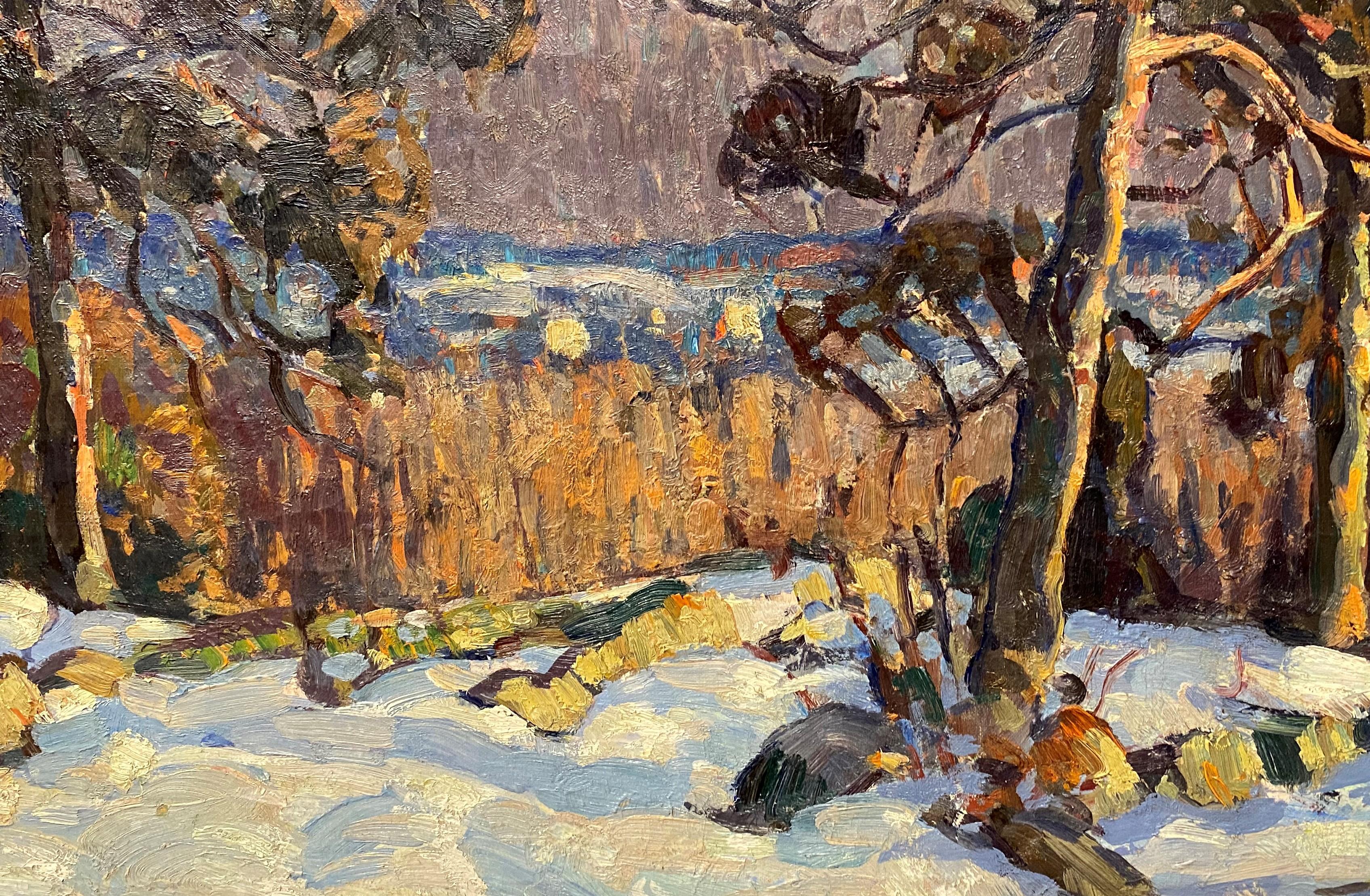 Un bel paesaggio invernale colorato del New England con alberi e un muro di pietra coperto di neve dell'artista americano William Lester Stevens (1888-1969). Nato a Rockport, nel Massachusetts, Stevens studiò dapprima con Philip Perkins e poi
