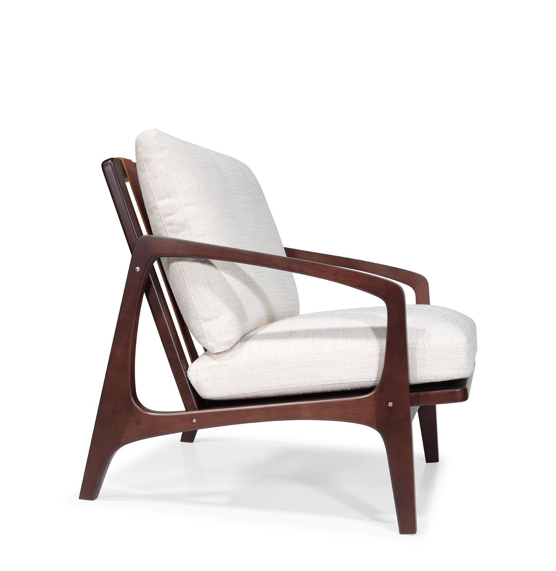 Contemporary William Lounge Chair, Oak For Sale