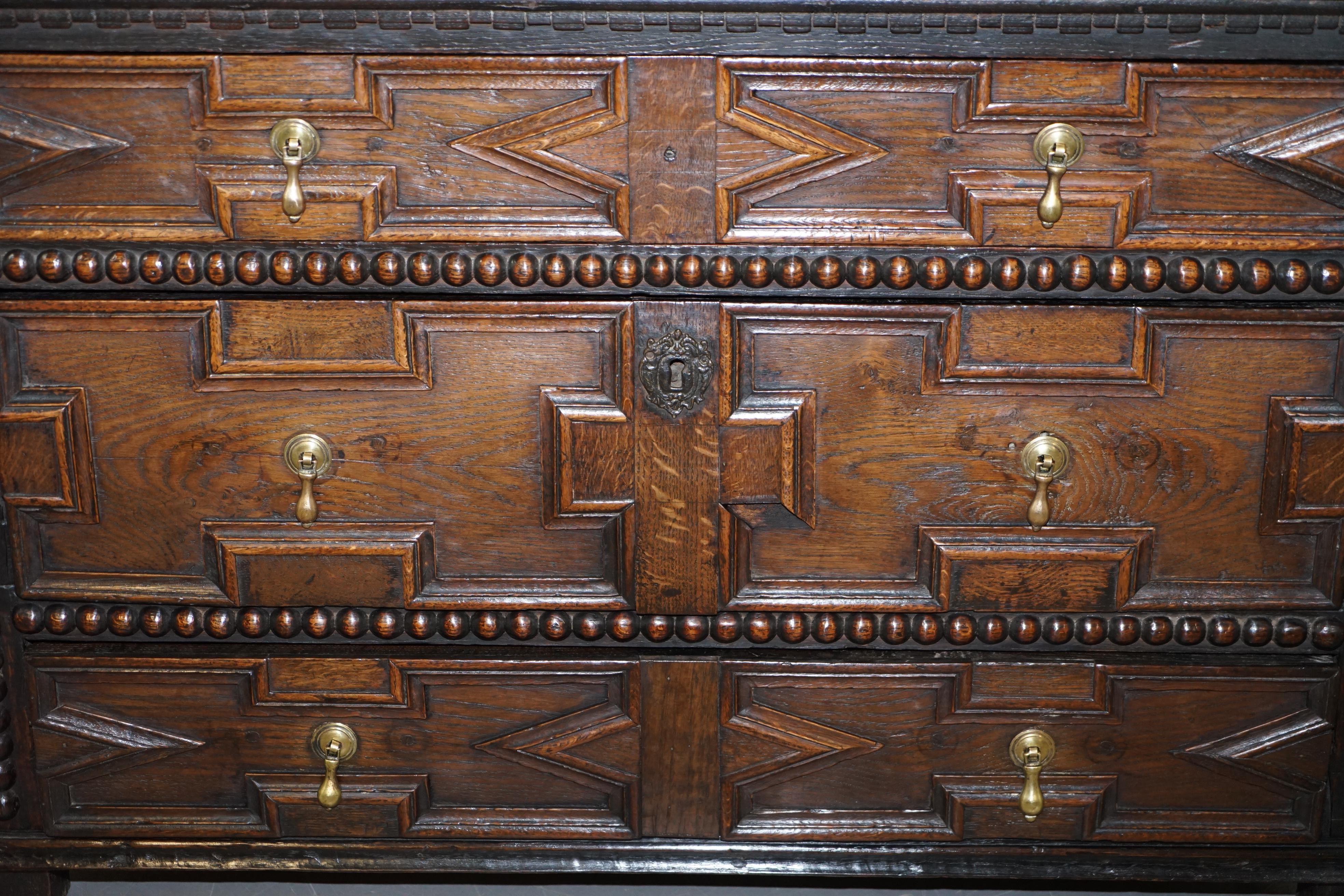 William & Mary circa 1680 English Oak Antique Chest of Drawers Lovley Patination 4