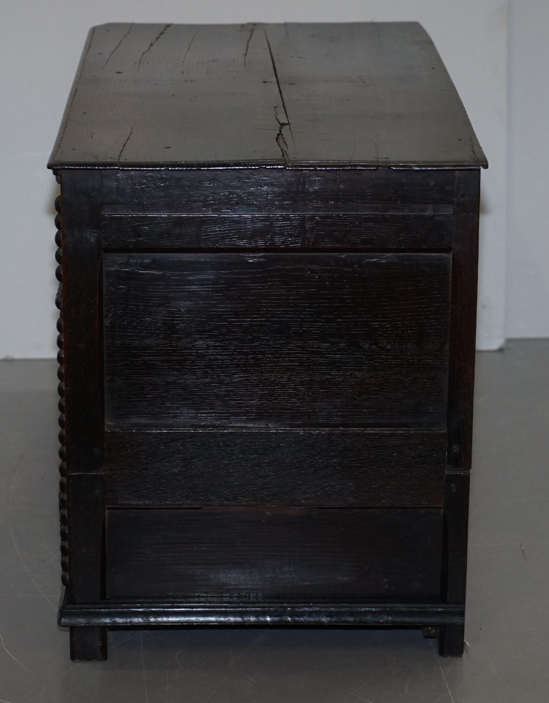 William & Mary circa 1680 English Oak Antique Chest of Drawers Lovley Patination 7