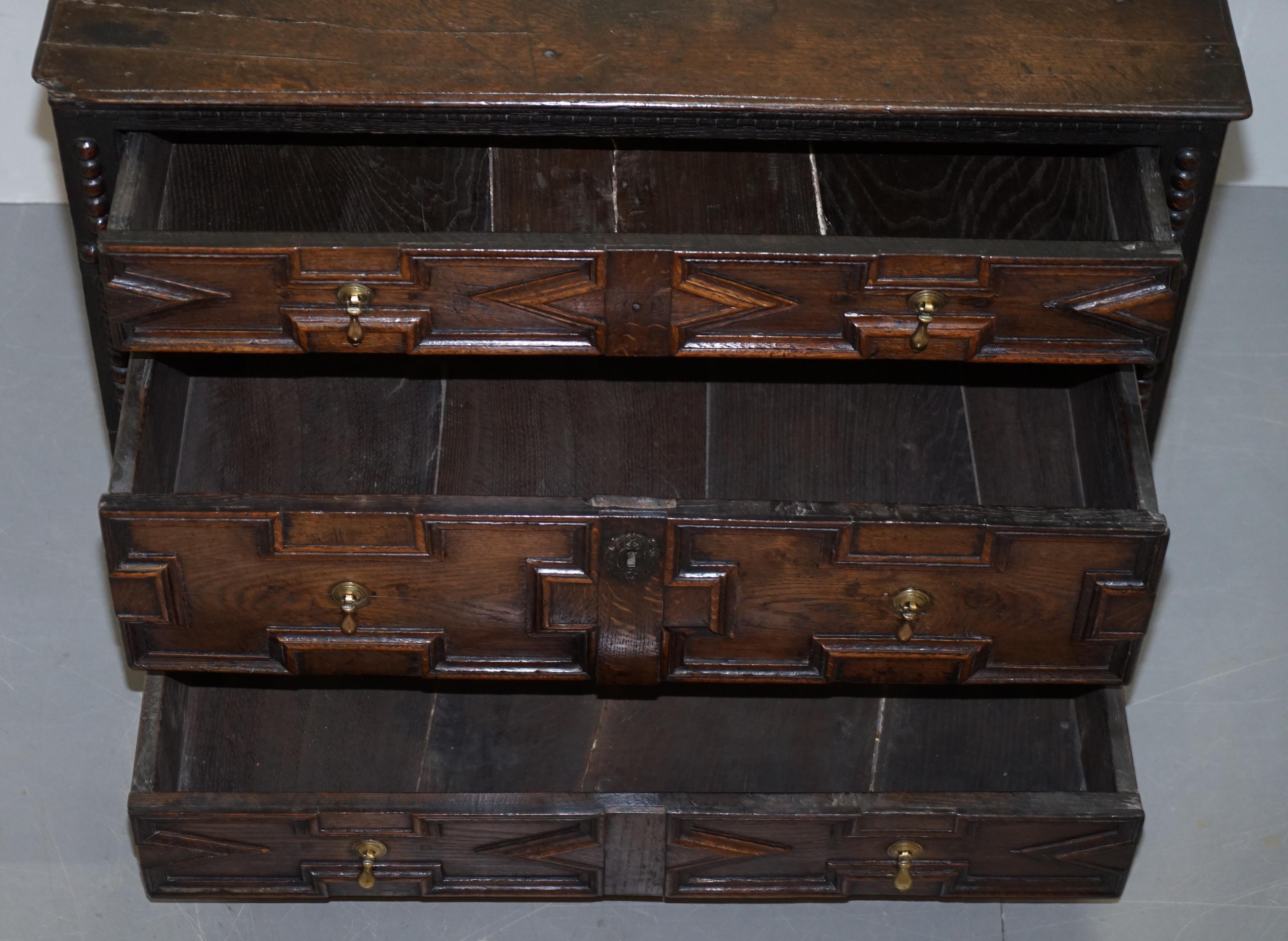 William & Mary circa 1680 English Oak Antique Chest of Drawers Lovley Patination 9