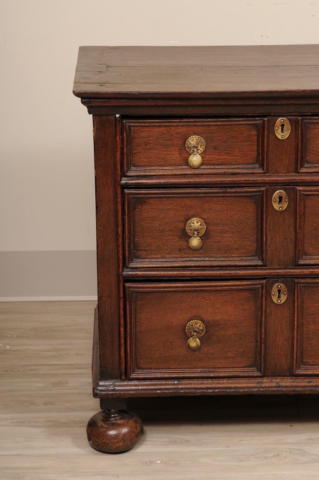 William & Mary Jacobean 3 drawer Small Chest Bun Feet solid Walnut For Sale 4