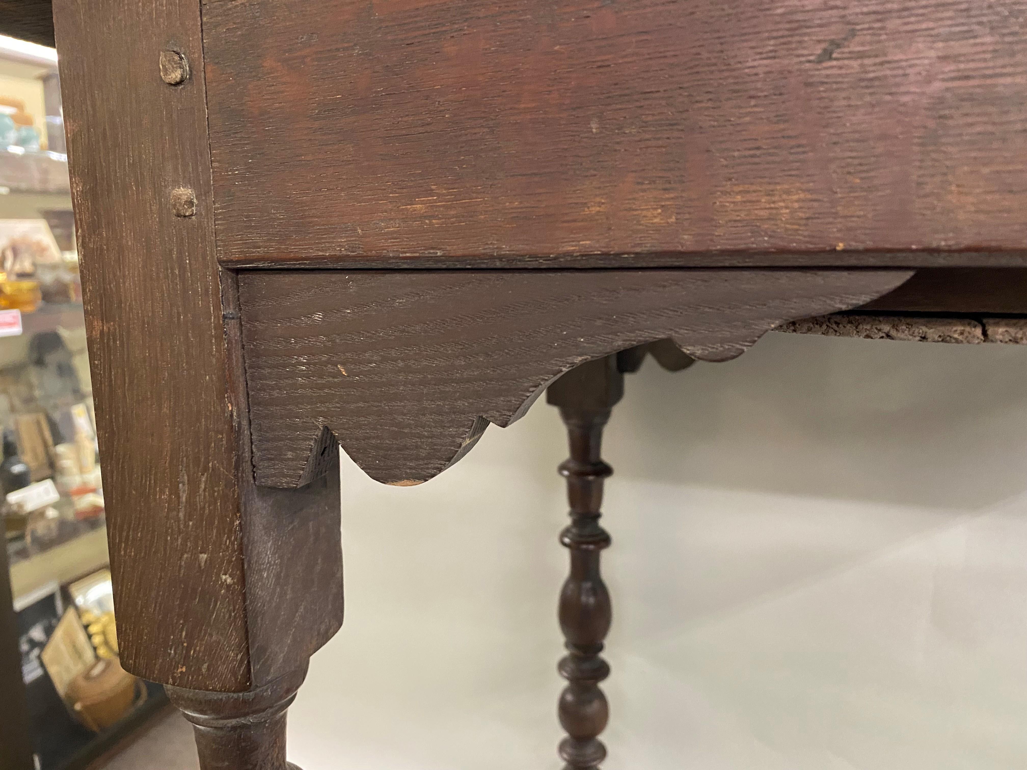 William & Mary One Drawer Oak Dressing Table, circa 1700-1750 5