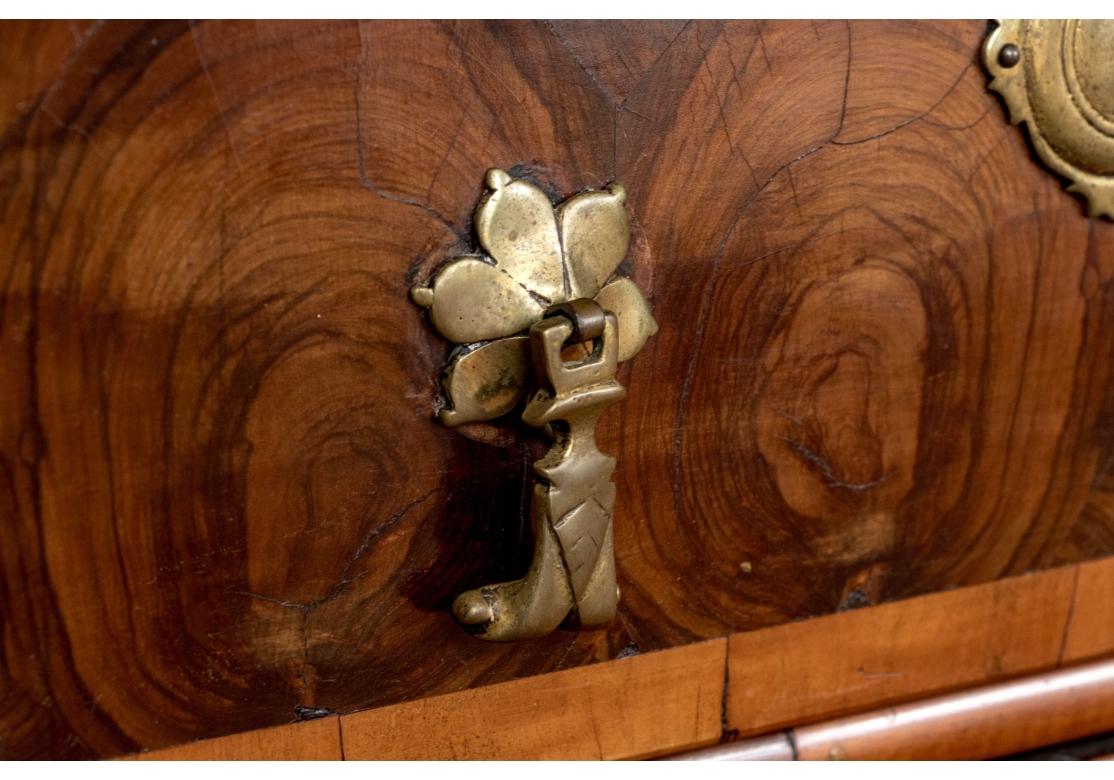 William & Mary Oyster Veneered Walnut Chest Of Drawers - Circa 1680-1710 For Sale 13