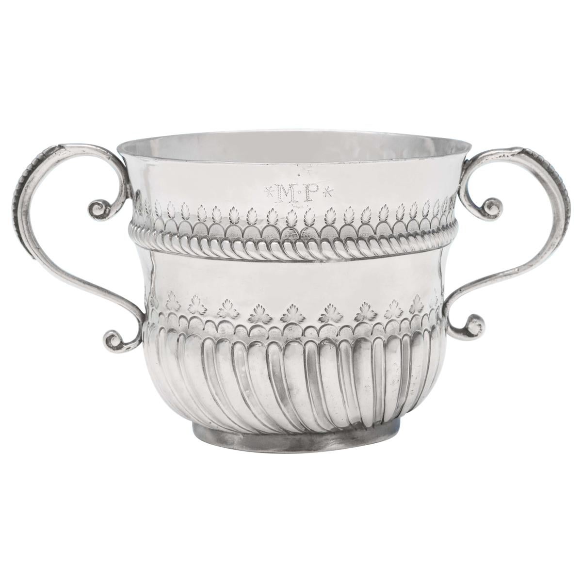 William & Mary Period Antique Brittania Standard Silver Porringer from 1698 For Sale
