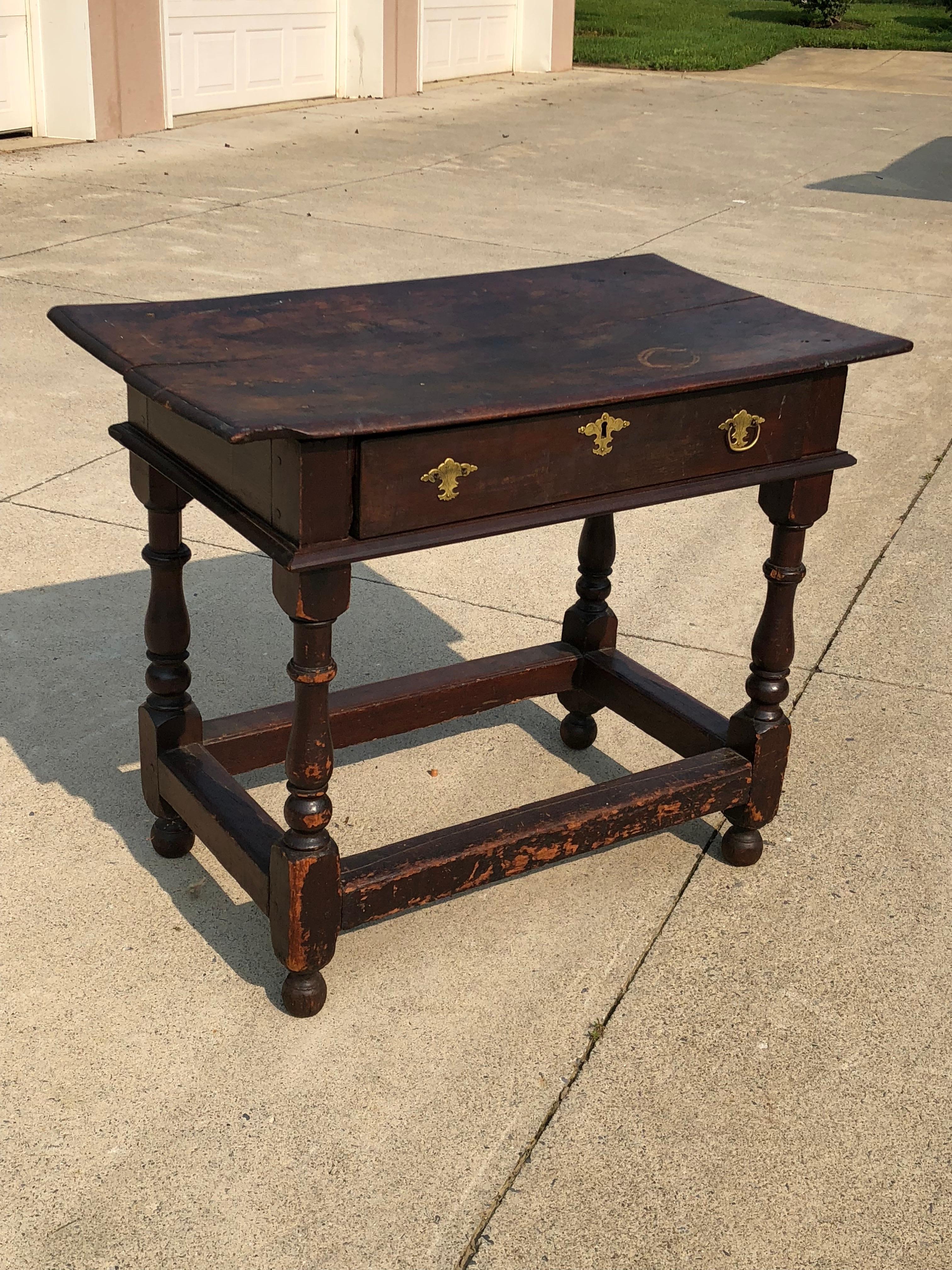 William & Mary ring and vase turned stretcher base dressing table Philadelphia, circa 1740.