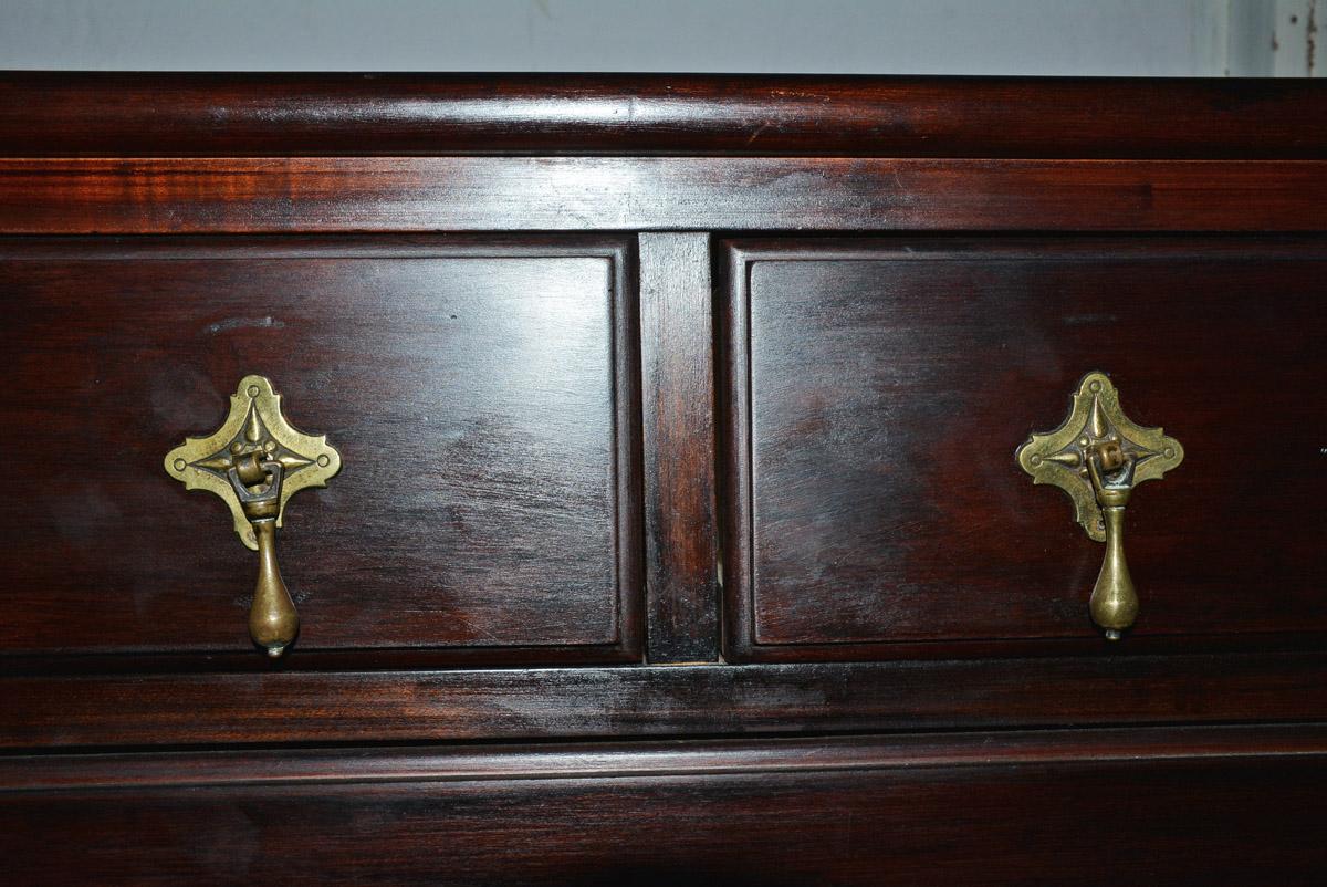 William & Mary style commode or dresser with three long and two short tongue-and-groove drawers, all very deep for lots of storage/solid brass pulls with beautiful decorative plates.
