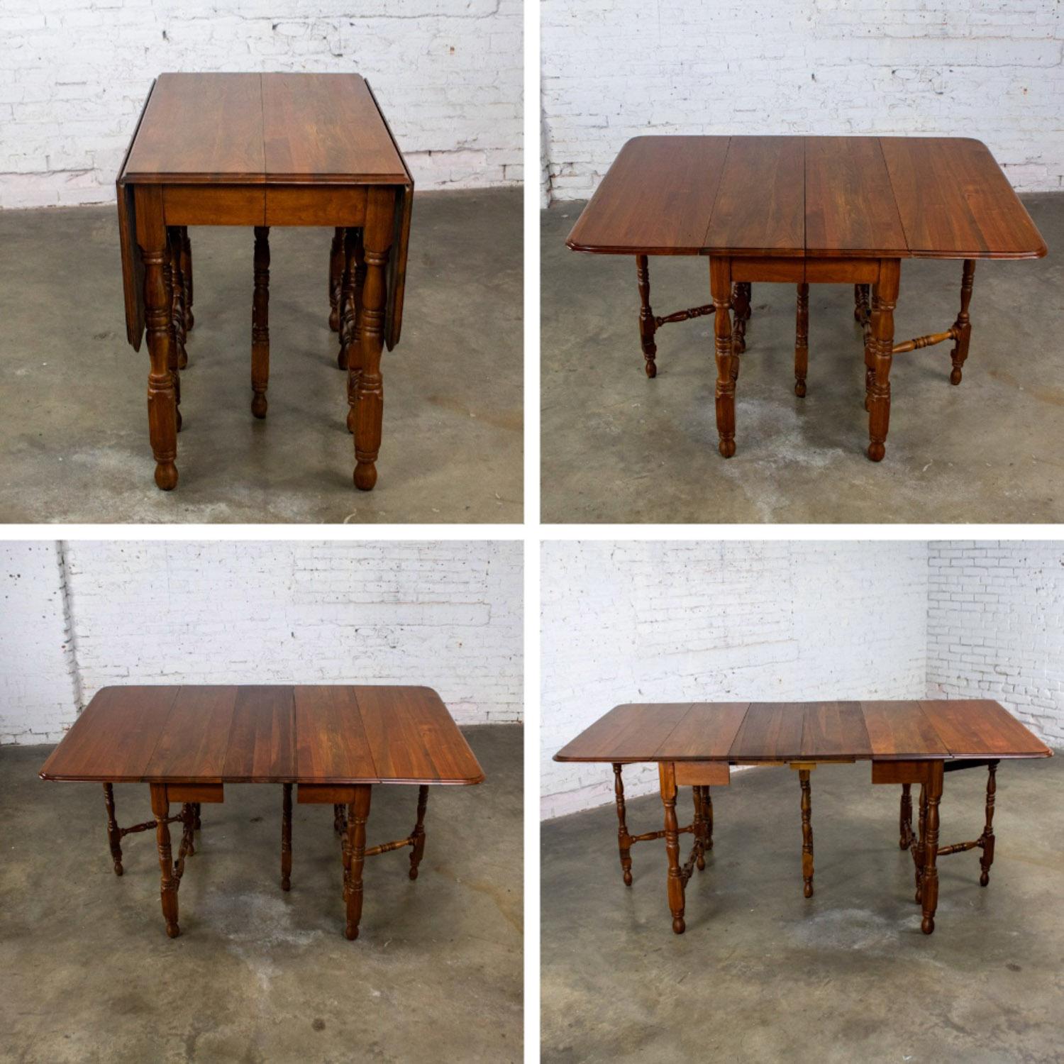 William Mary Style Dining Table Walnut Drop Leaf Expanding Gateleg by Abernathy For Sale 9