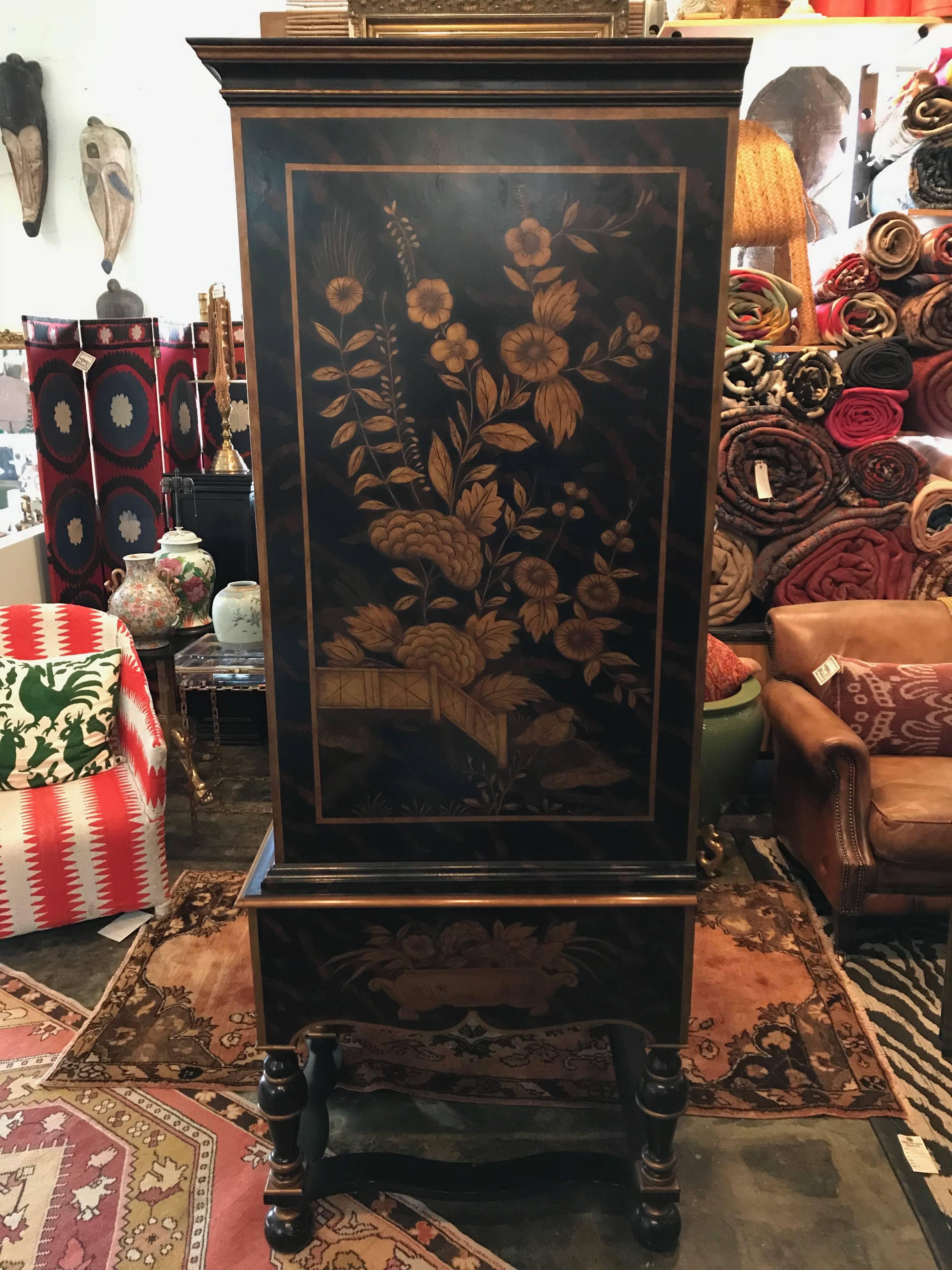 William & Mary Style Large Chest with Chinoiserie Decoration For Sale 1